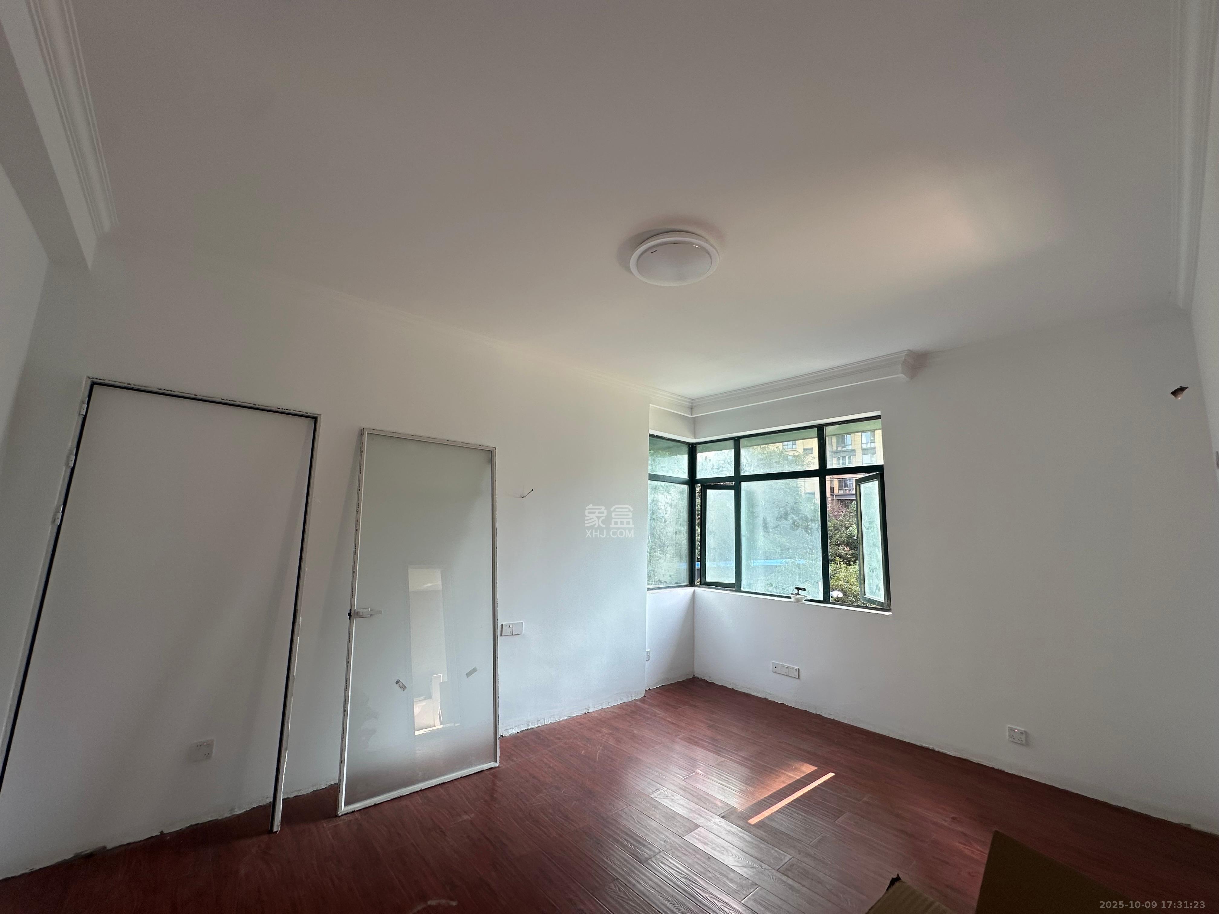 华盛新外滩 4室2厅2卫 3800.0元/月 华盛新外滩 4室2厅2卫 3800.0元/月室内图