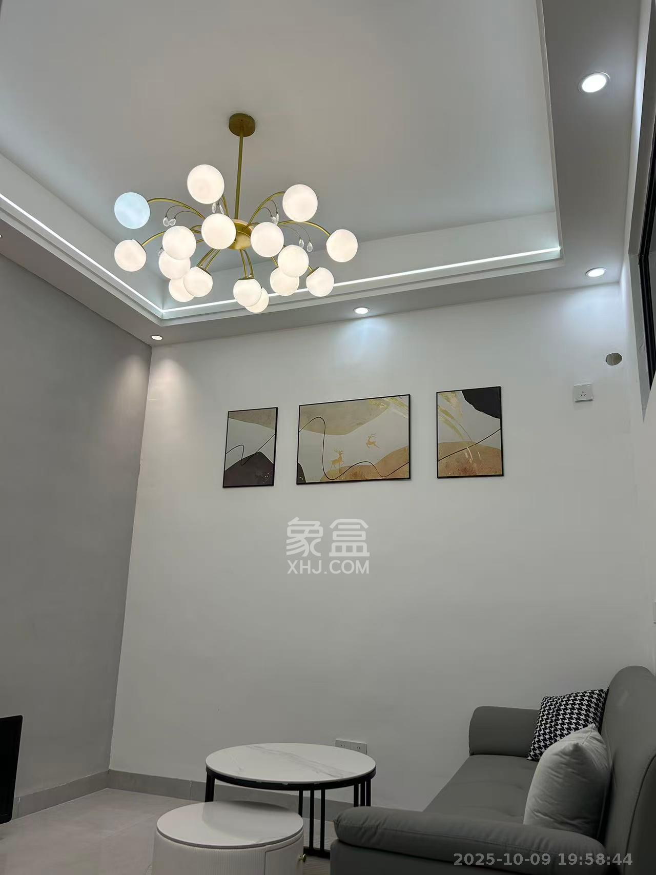 电线厂宿舍  2室1厅1卫    2300.0元/月室内图