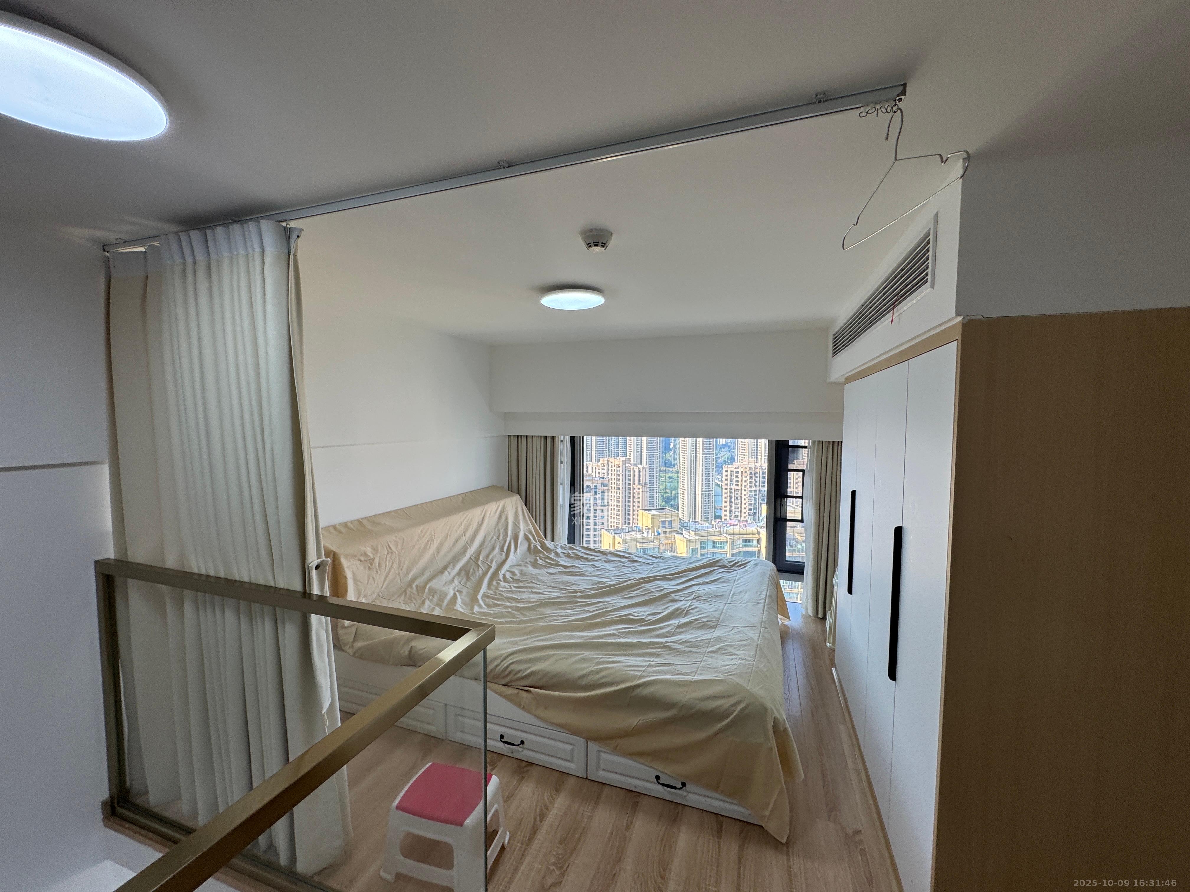 保利天禧EF区 2室1厅1卫 2400.0元/月 保利天禧EF区 2室1厅1卫 2400.0元/月室内图