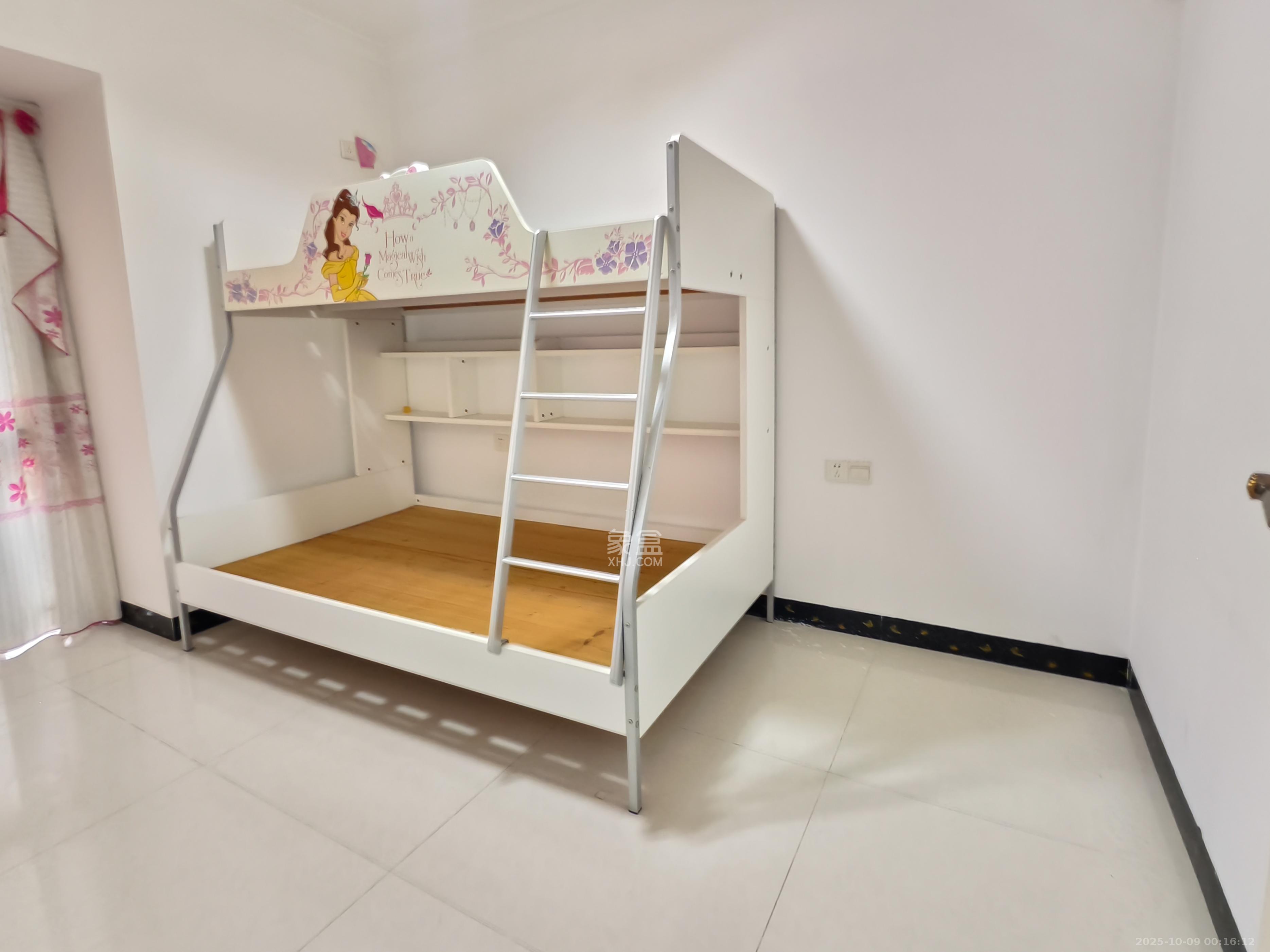 爵士湘  2室1厅1卫    56.0万 爵士湘  2室1厅1卫    56.0万卧室