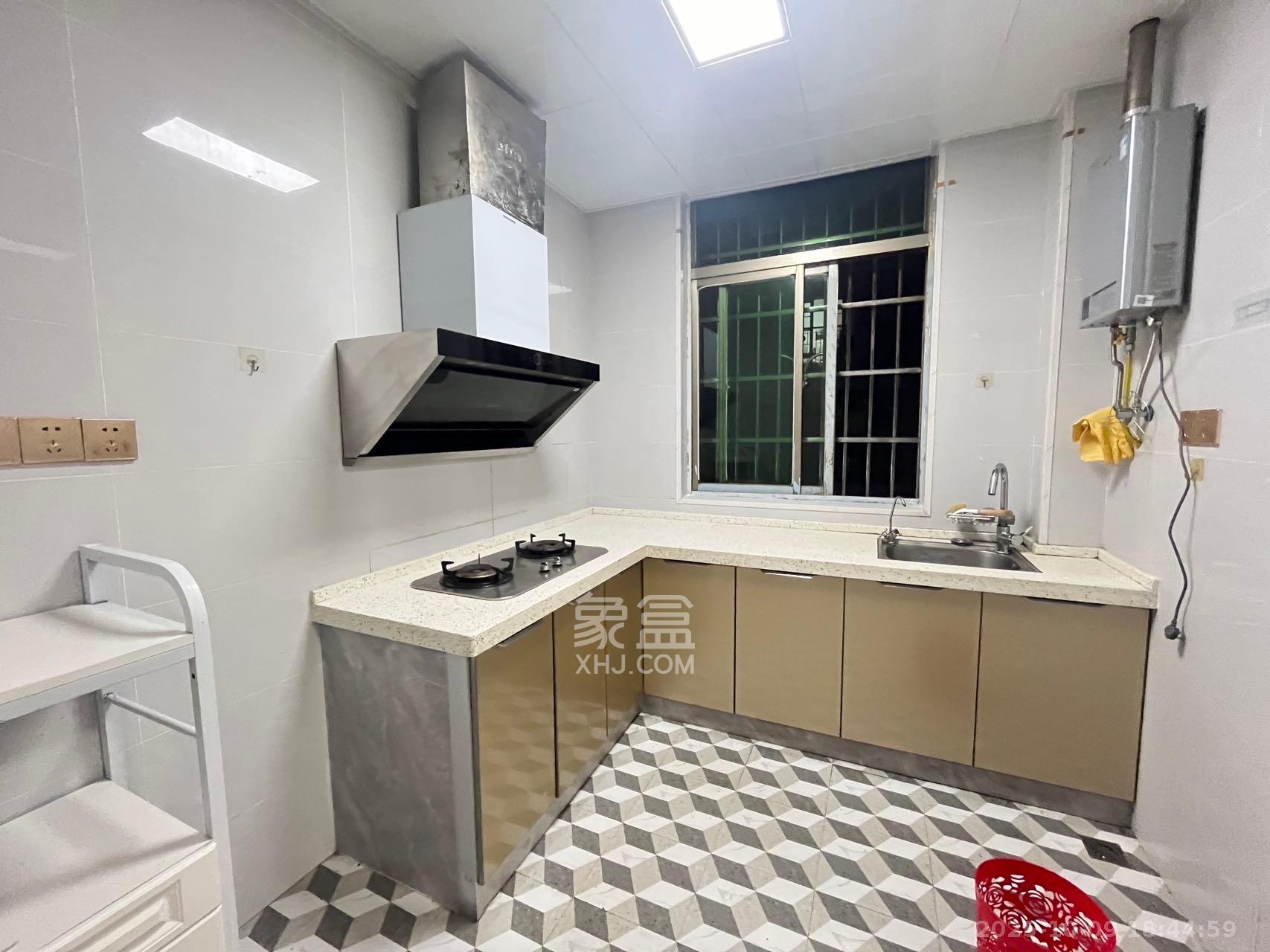 高升小区 3室1厅1卫 2400.0元/月 高升小区 3室1厅1卫 2400.0元/月室内图