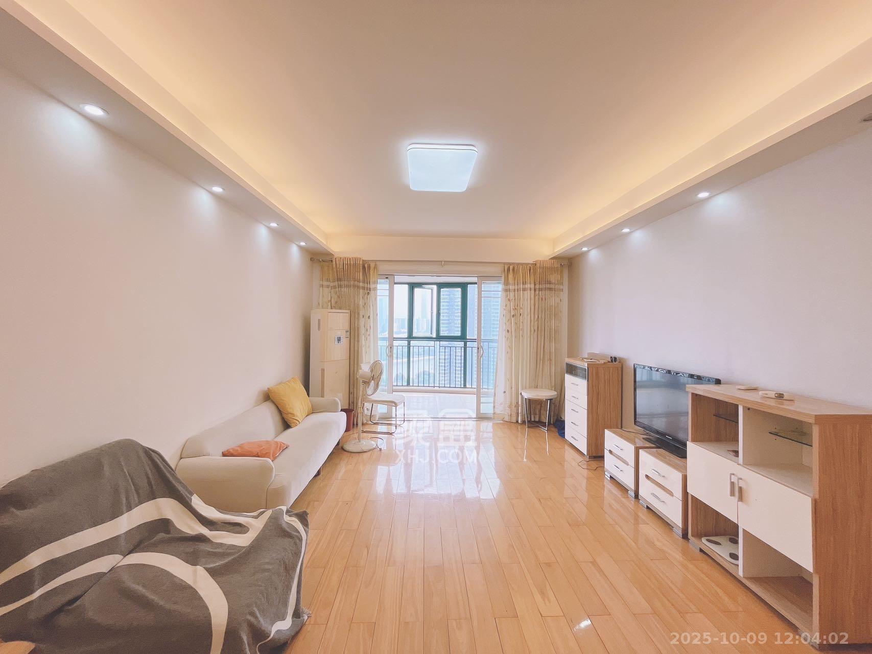 滨江金座  3室2厅2卫    3500.0元/月 滨江金座  3室2厅2卫    3500.0元/月室内图