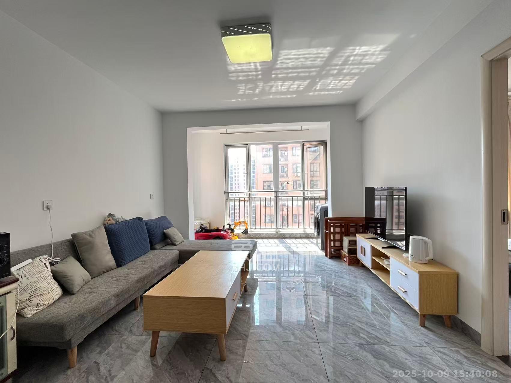 丽发新城  2室2厅1卫    1600.0元/月 丽发新城  2室2厅1卫    1600.0元/月室内图