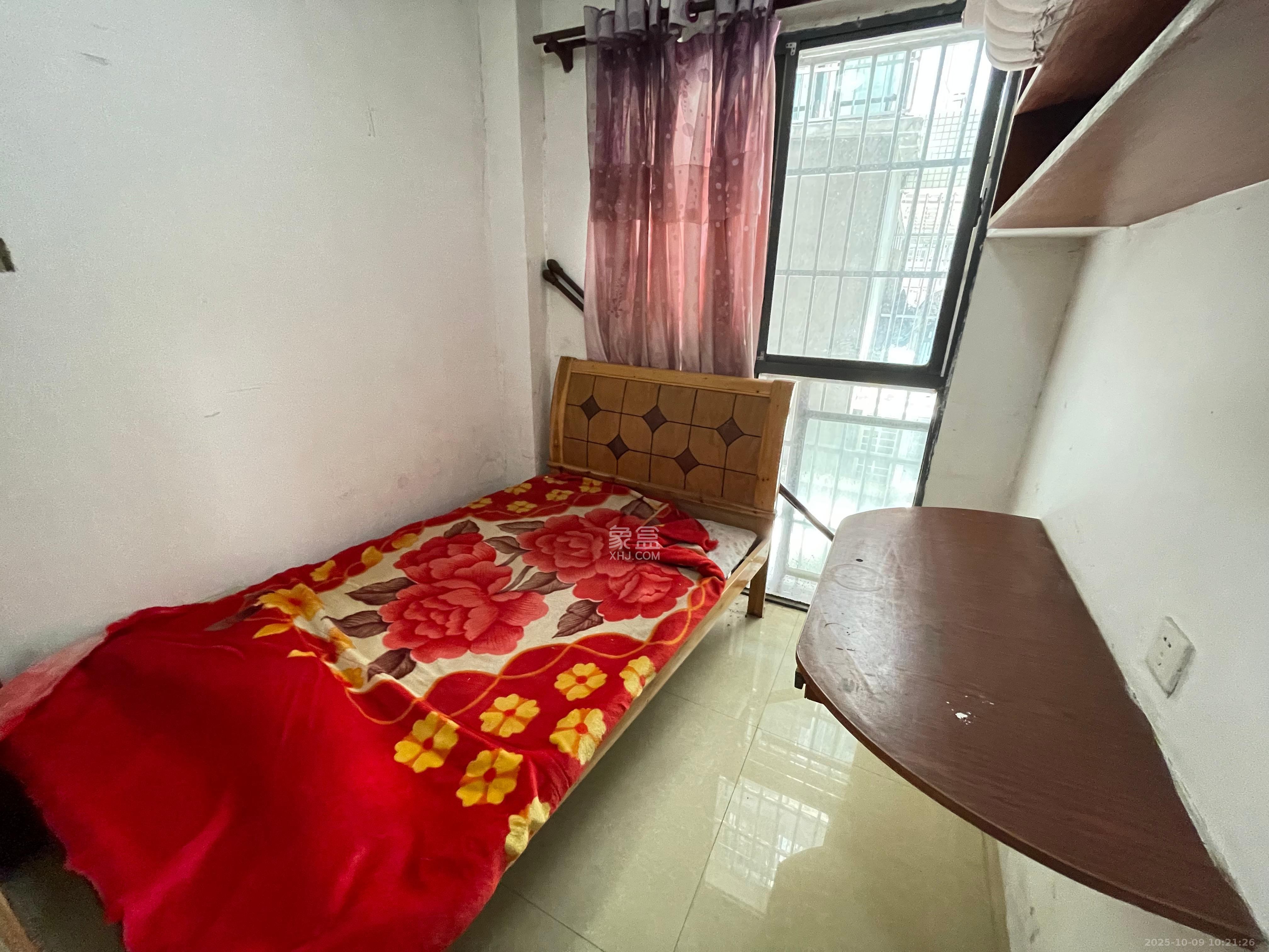 海林馨香雅苑 3室2厅1卫 2400.0元/月 海林馨香雅苑 3室2厅1卫 2400.0元/月室内图