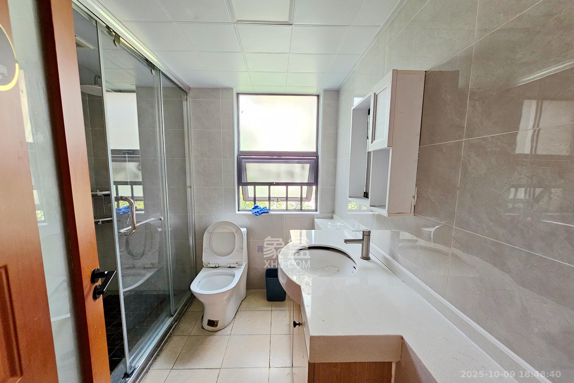 茂华国际湘 3室2厅2卫 102.0万 茂华国际湘 3室2厅2卫 102.0万其他