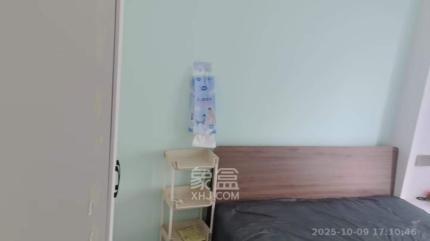 龙湖湘江星座（祺鑫星座公寓）  1室1厅1卫    1200.0元/月室内图