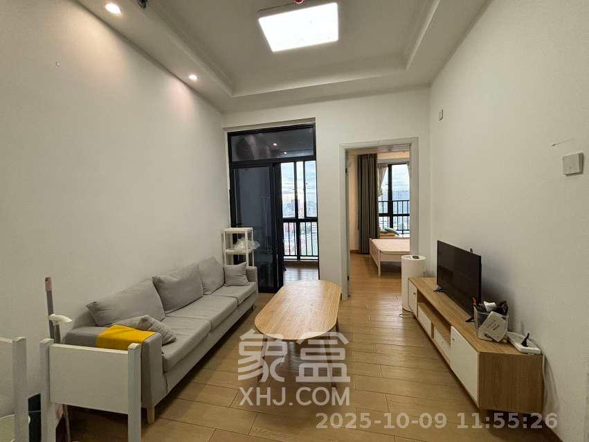 荣悦台  1室1厅1卫    2500.0元/月 荣悦台  1室1厅1卫    2500.0元/月