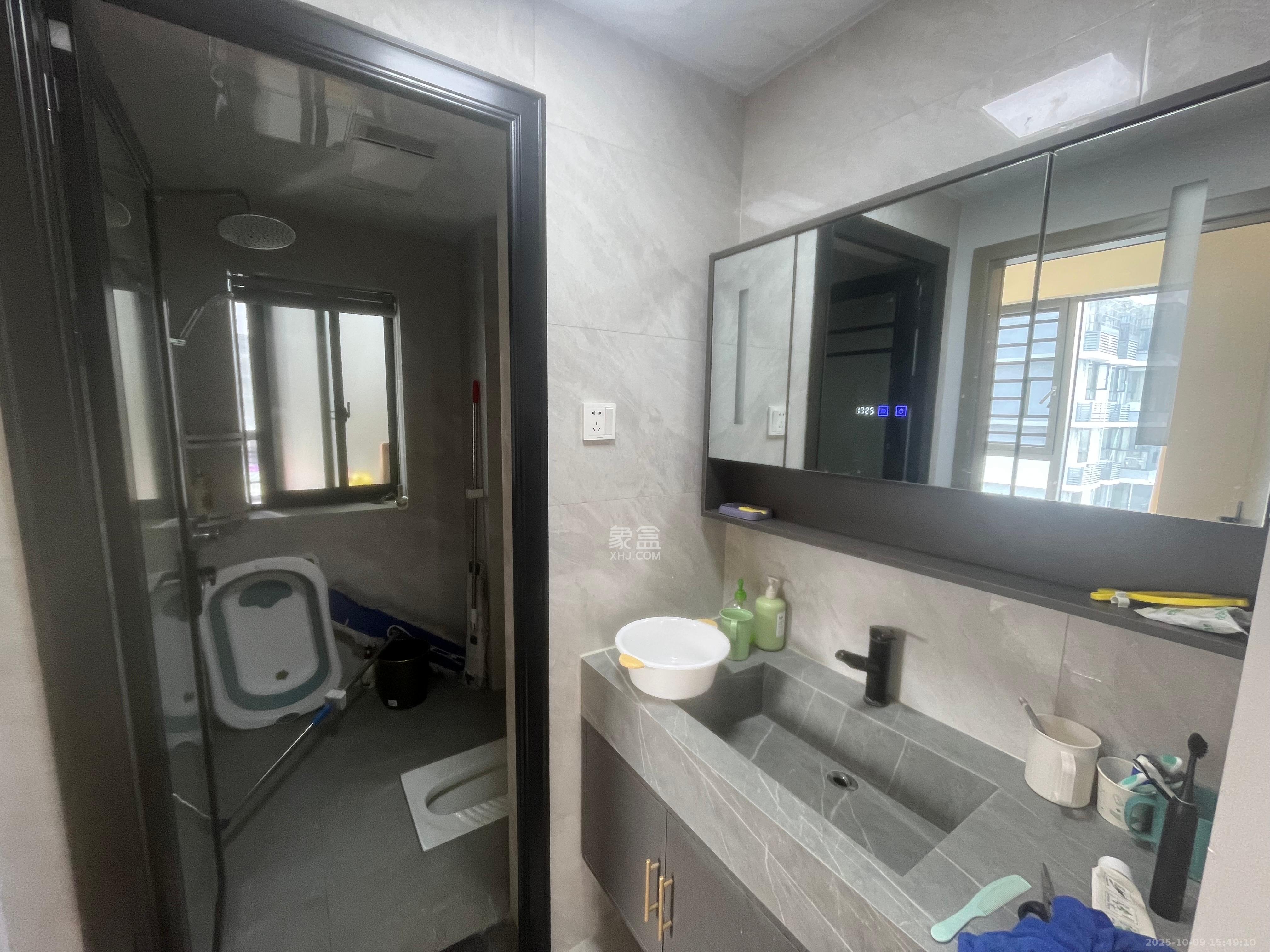 蔷薇国际 3室2厅2卫 2500.0元/月 蔷薇国际 3室2厅2卫 2500.0元/月室内图