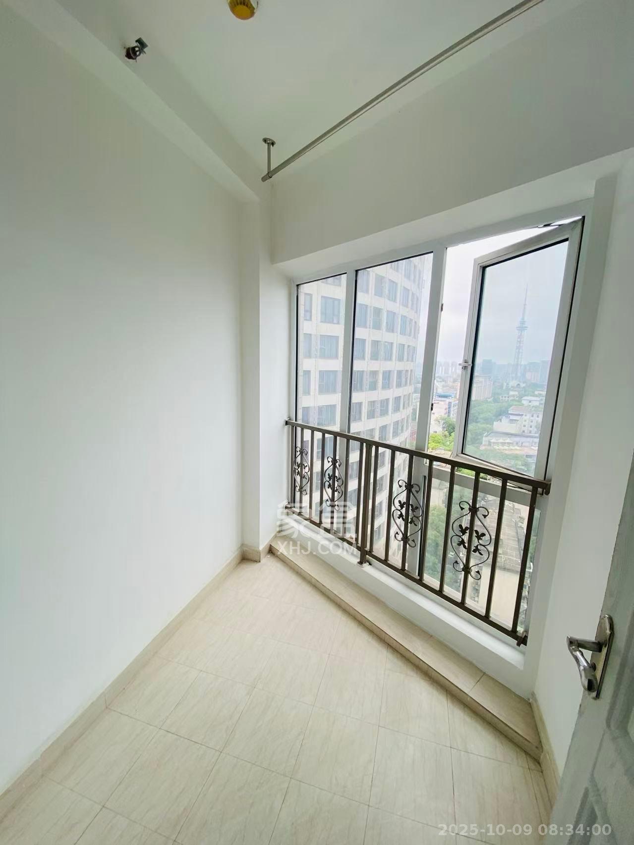 鸥波港湾  2室1厅1卫    2600.0元/月 鸥波港湾  2室1厅1卫    2600.0元/月室内图