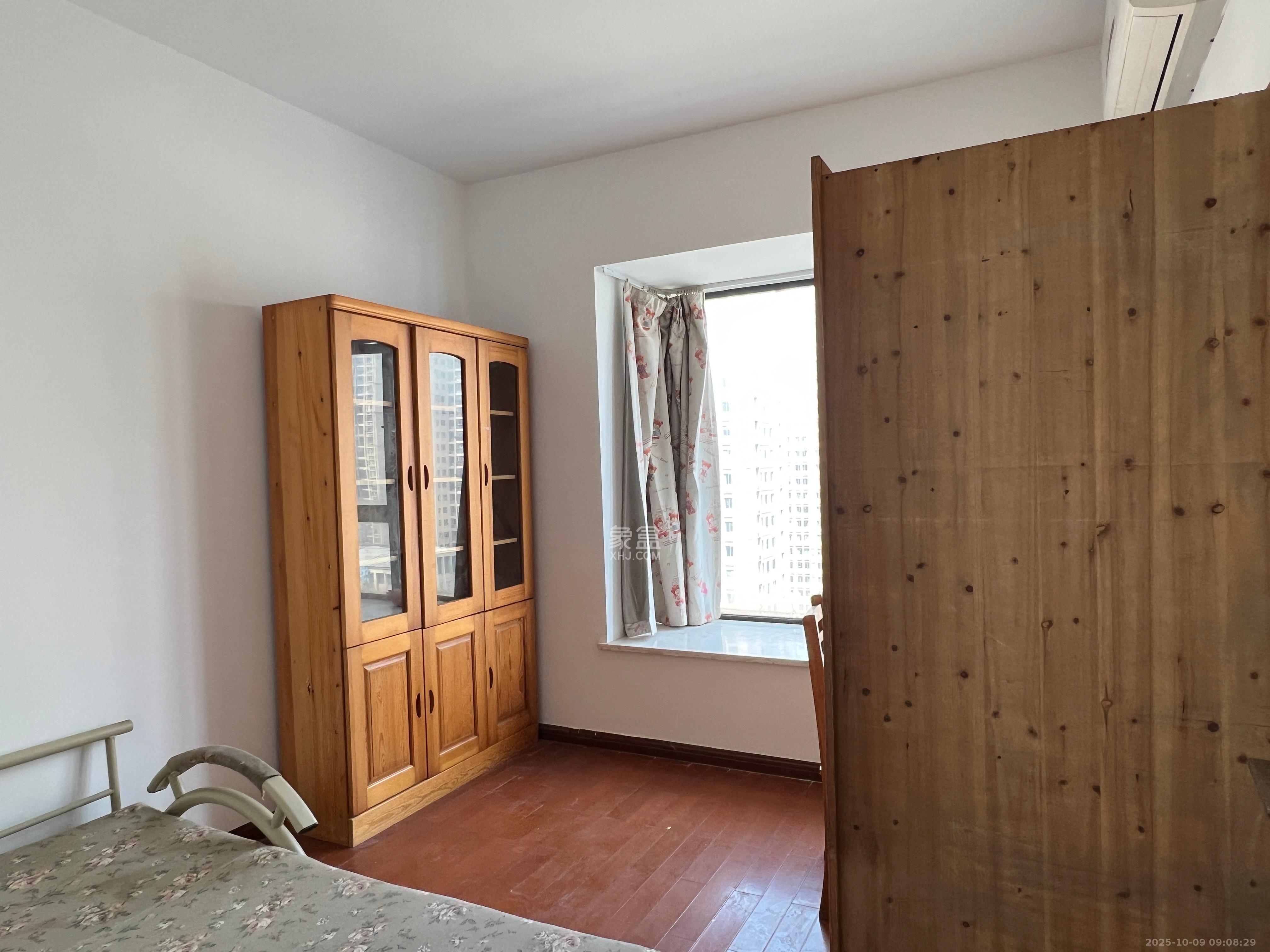 钰龙天下一期 3室2厅1卫 2600.0元/月 钰龙天下一期 3室2厅1卫 2600.0元/月室内图