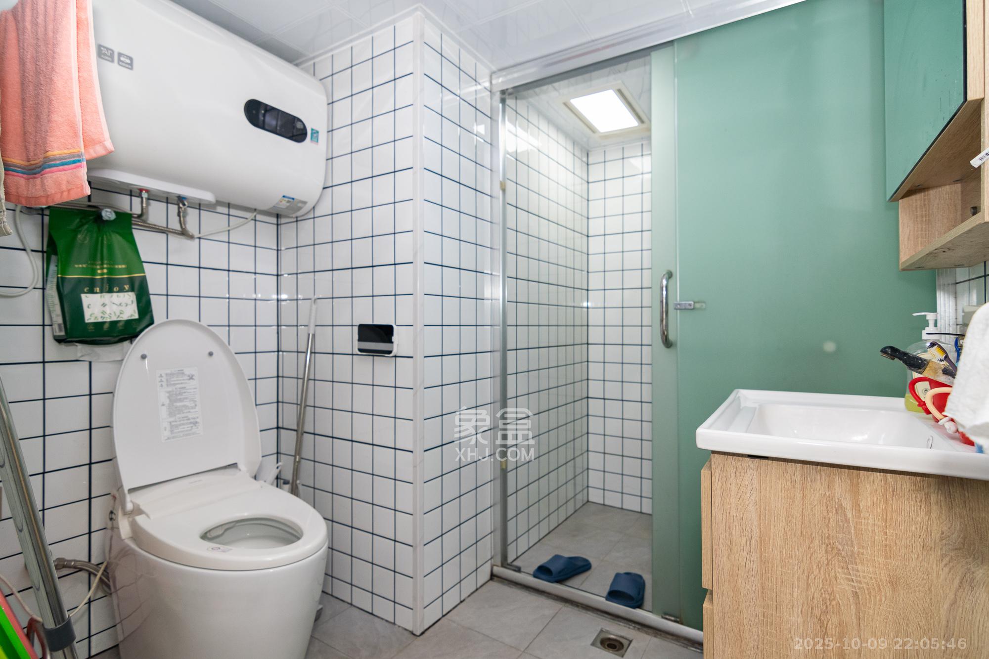 开利星空城市公馆 1室1厅1卫 38.0万 开利星空城市公馆 1室1厅1卫 38.0万卫生间