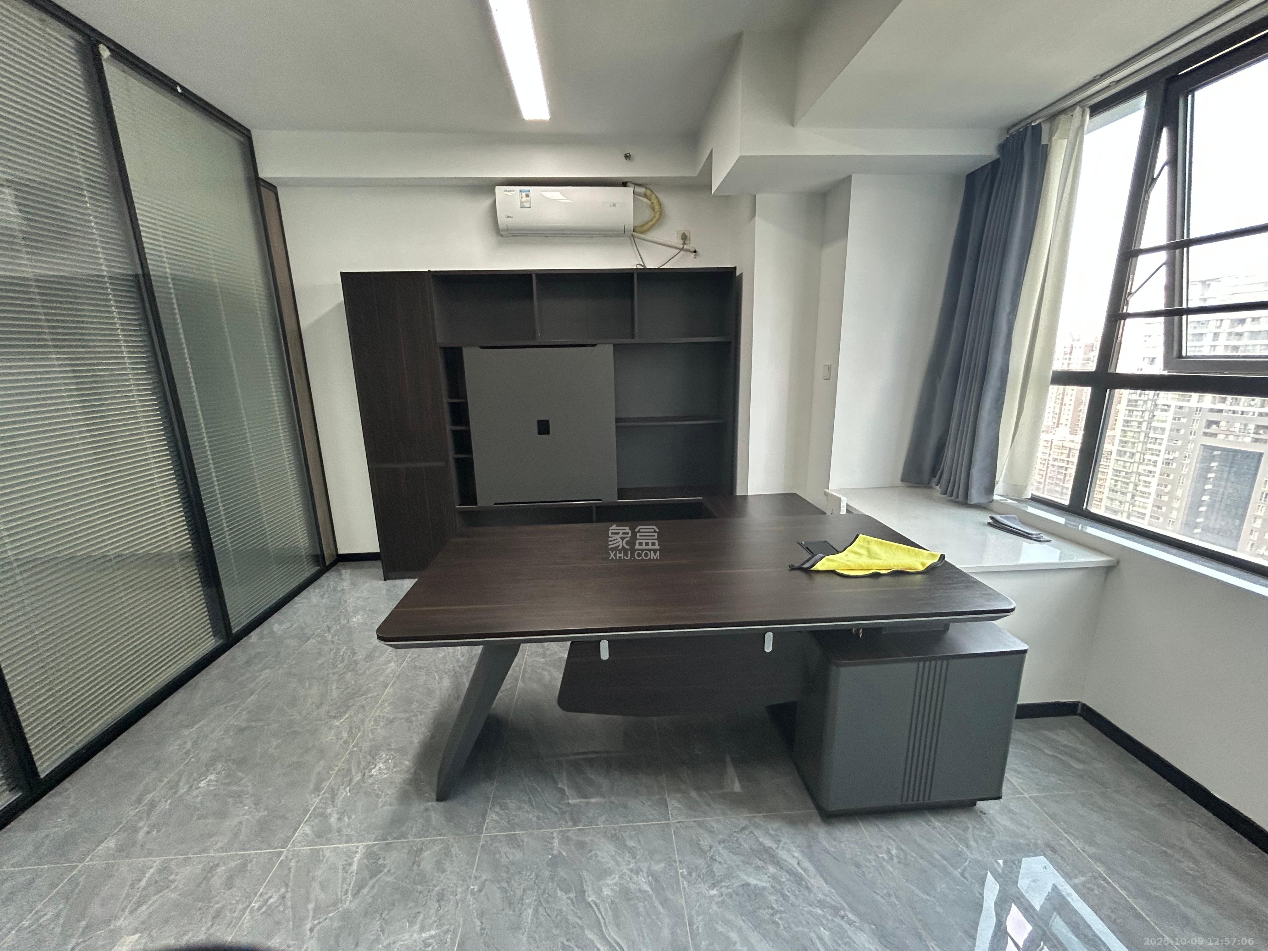 世景国际广场  1室1厅1卫    5500.0元/月室内图