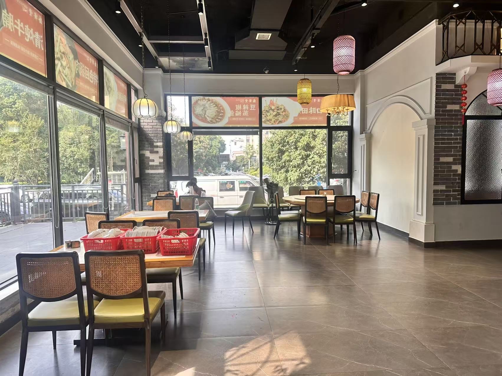 朝阳办事处江金社区  5室2厅1卫    15400.0元/月室内图