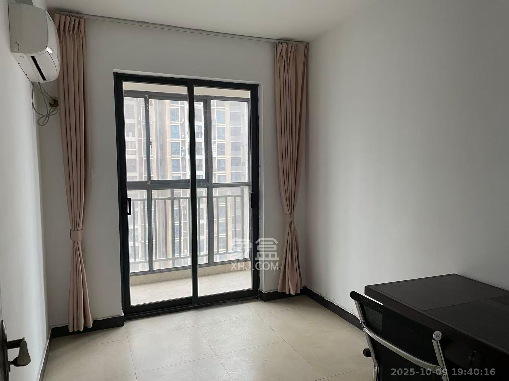 凯通国际城(凯通朝庭)  1室2厅1卫    2200.0元/月 凯通国际城(凯通朝庭)  1室2厅1卫    2200.0元/月室内图