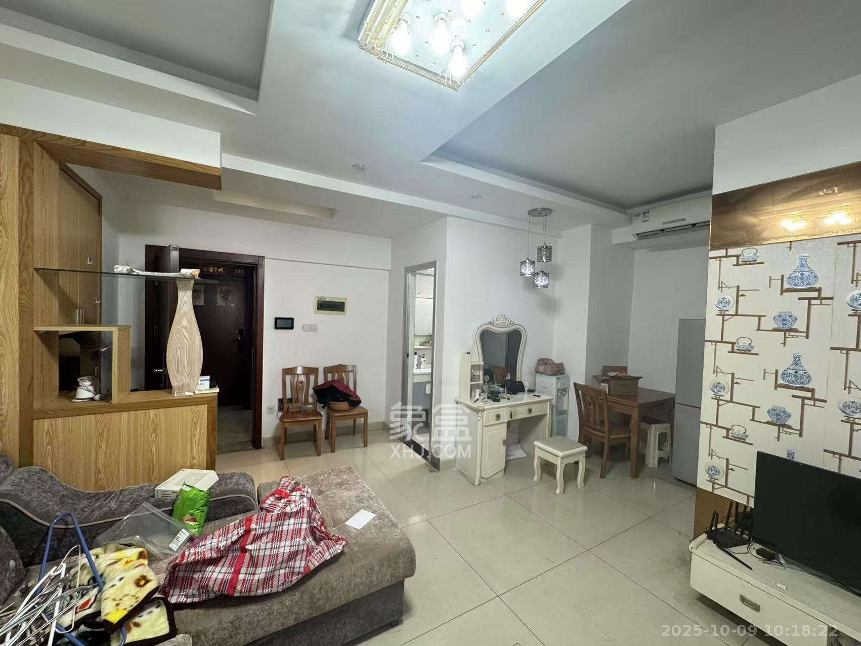 东怡外国（南湖一号)  1室1厅1卫    2200.0元/月室内图