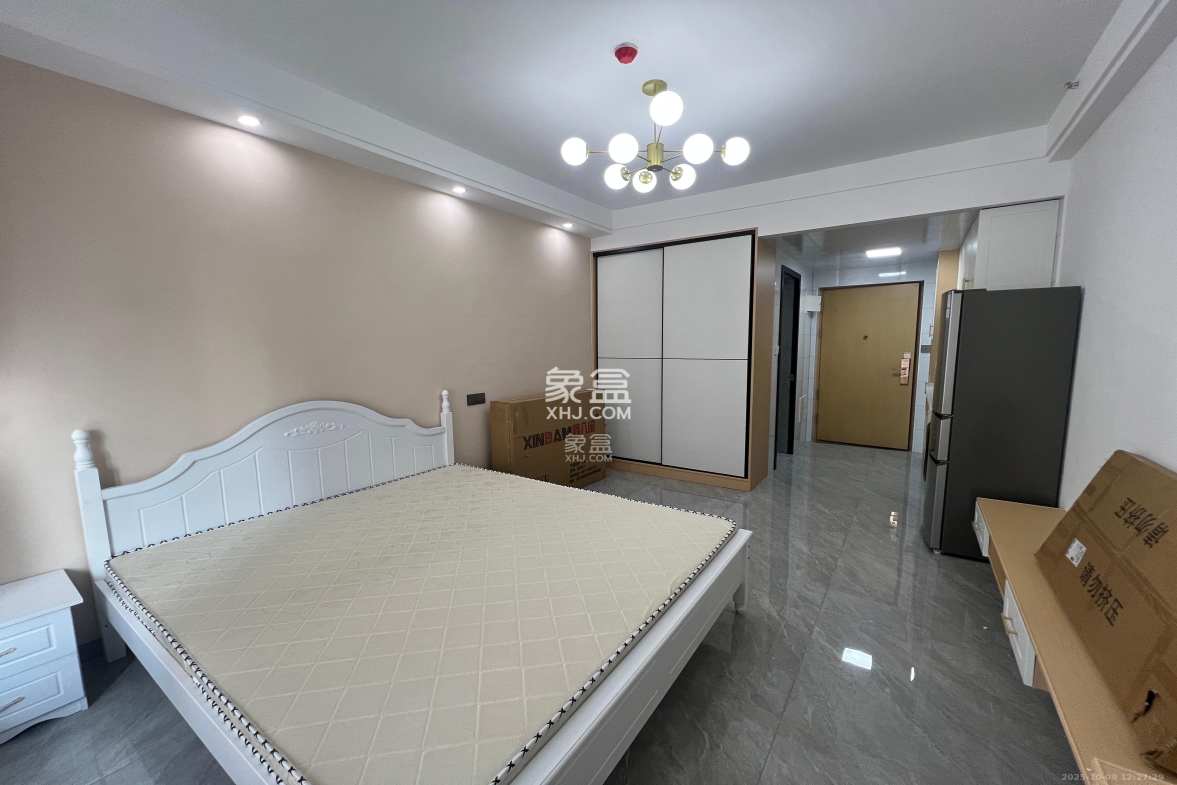 碧桂园翘楚棠  1室0厅0卫    1300.0元/月 碧桂园翘楚棠  1室0厅0卫    1300.0元/月室内图