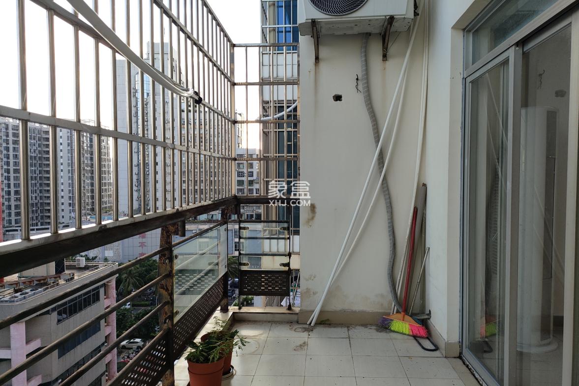 汇锦名城 5室2厅2卫 4800.0元/月 汇锦名城 5室2厅2卫 4800.0元/月室内图