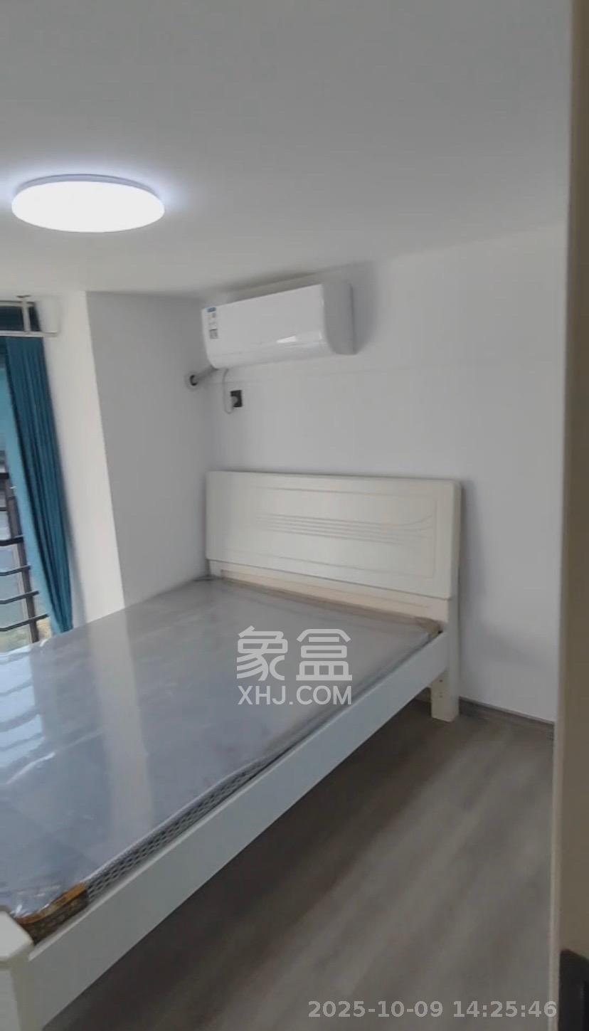 新城悦隽公园  2室1厅1卫    1600.0元/月室内图