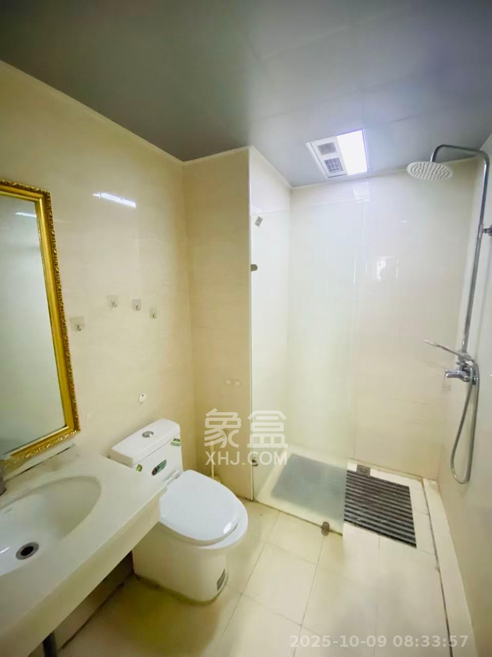 鸥波港湾  2室1厅1卫    2600.0元/月 鸥波港湾  2室1厅1卫    2600.0元/月室内图