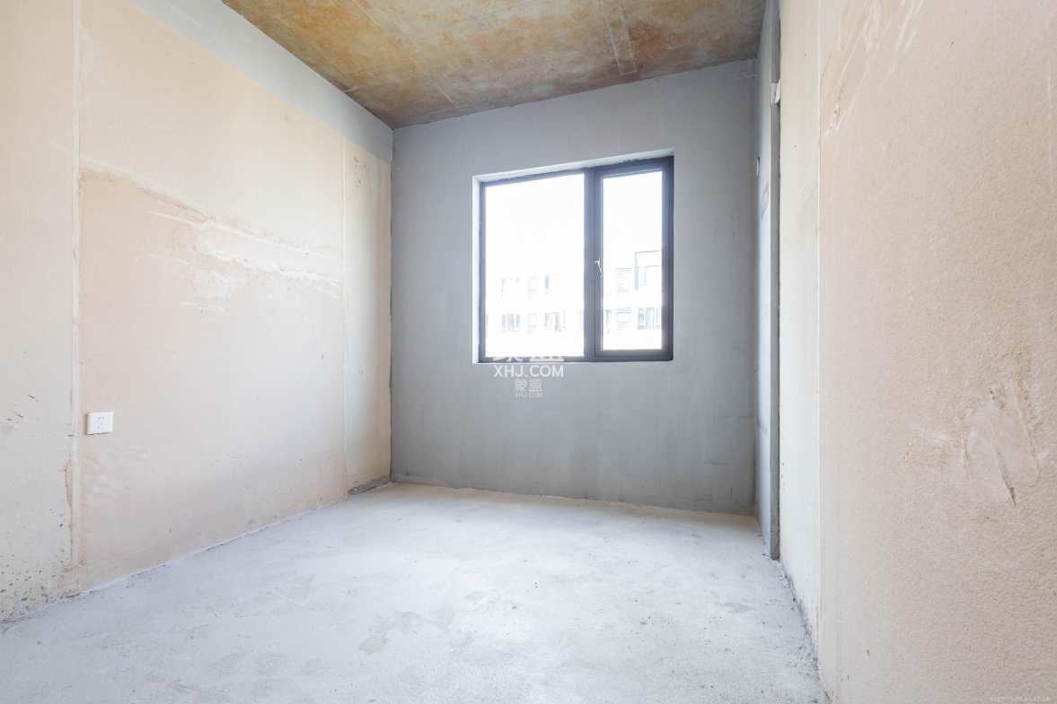 新城恒伟汇隽风华 4室2厅2卫 89.8万 新城恒伟汇隽风华 4室2厅2卫 89.8万卧室