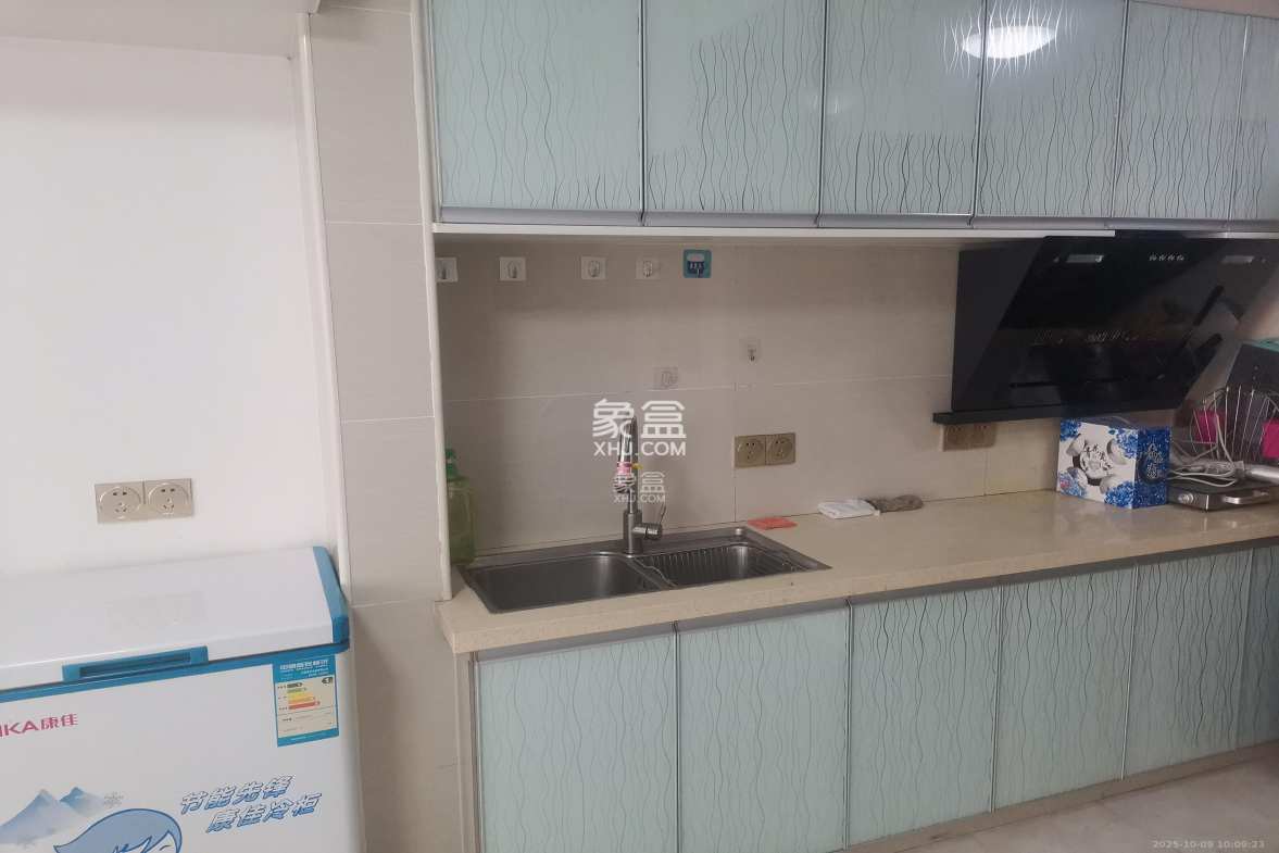 湘熙水郡(观澜海赋家园) 1室1厅1卫 1400.0元/月 湘熙水郡(观澜海赋家园) 1室1厅1卫 1400.0元/月室内图