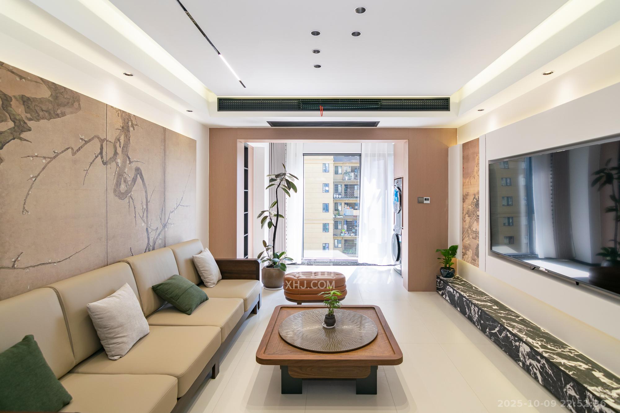 澳海澜庭  4室2厅2卫    99.0万 澳海澜庭  4室2厅2卫    99.0万客厅