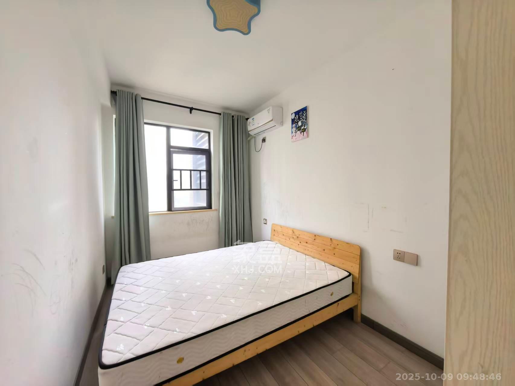 乾源国际  4室2厅2卫    2300.0元/月室内图