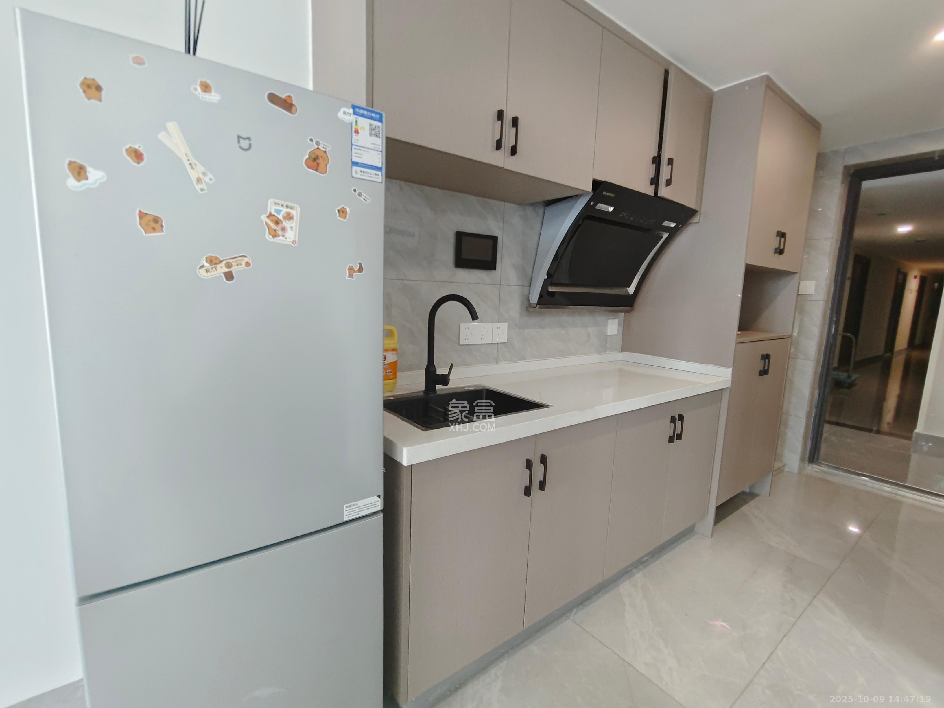 中海阅溪府 2室1厅1卫 1700.0元/月 中海阅溪府 2室1厅1卫 1700.0元/月室内图