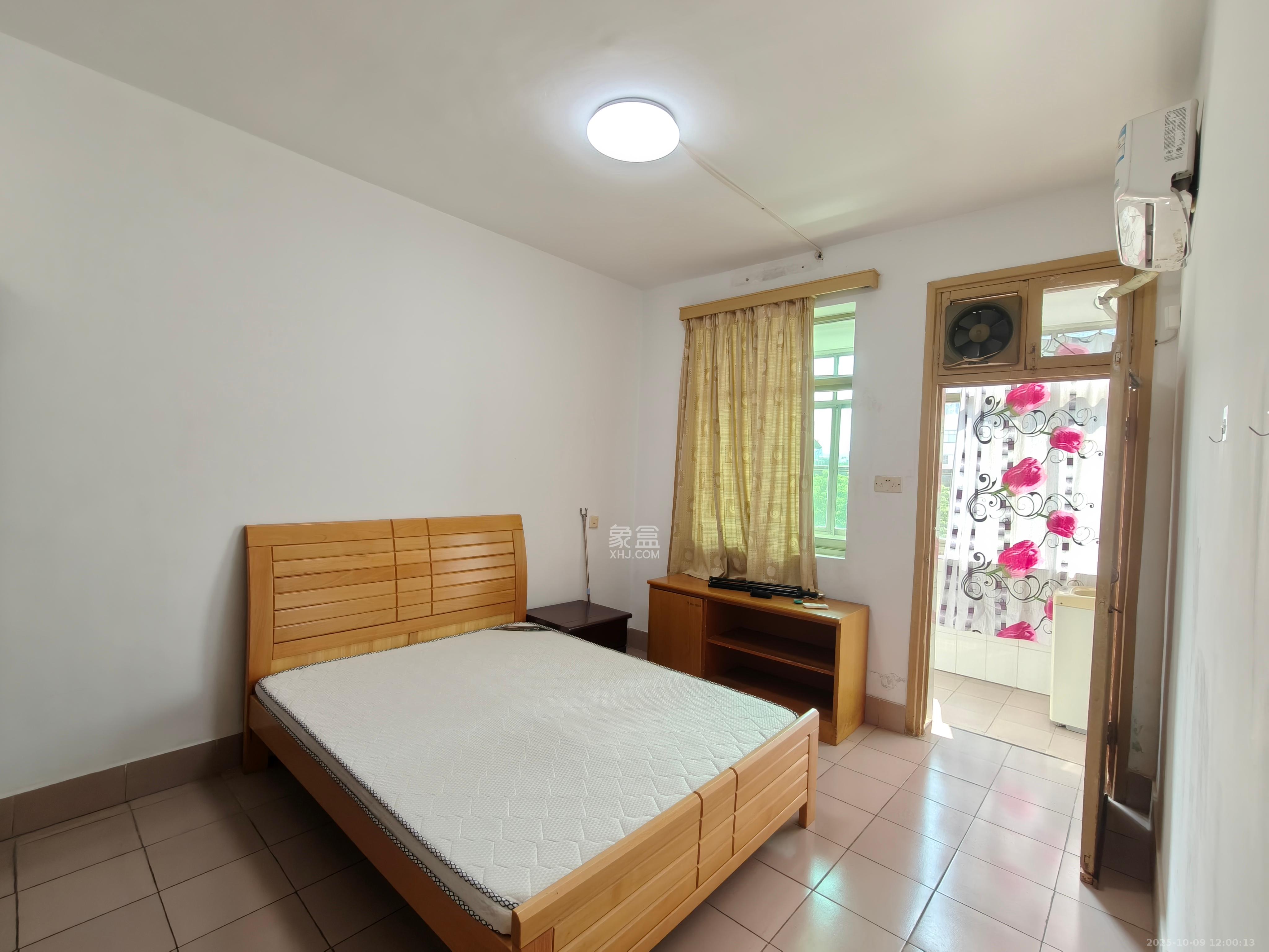 湖橡宿舍/湖橡小区 2室1厅1卫 1500.0元/月 湖橡宿舍/湖橡小区 2室1厅1卫 1500.0元/月室内图