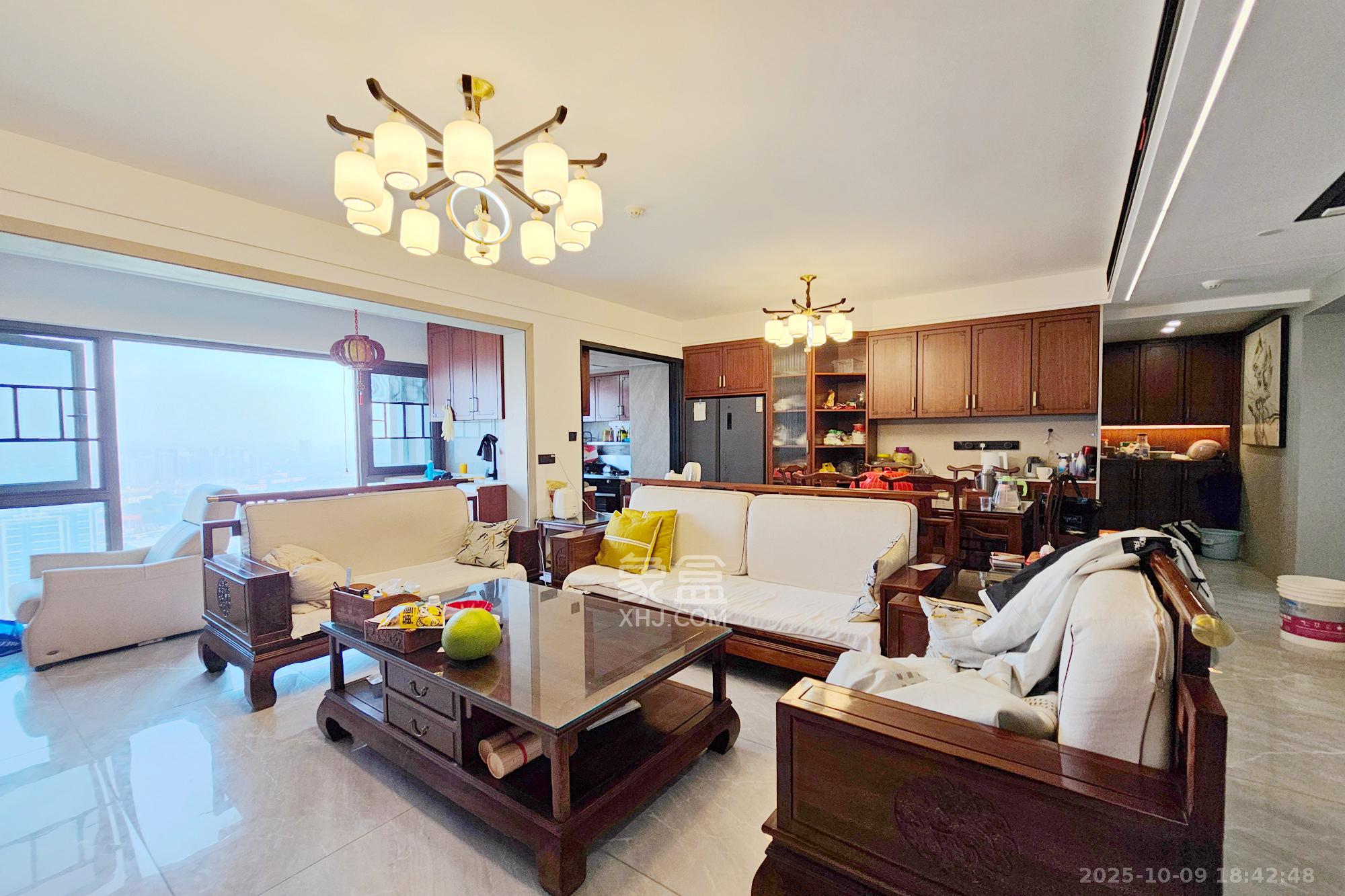 阳光城尚东湾愉景苑  4室2厅2卫    148.0万