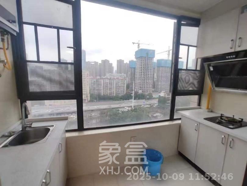 天鸿天府(天鸿中央大院) 1室1厅1卫 1500.0元/月 天鸿天府(天鸿中央大院) 1室1厅1卫 1500.0元/月室内图