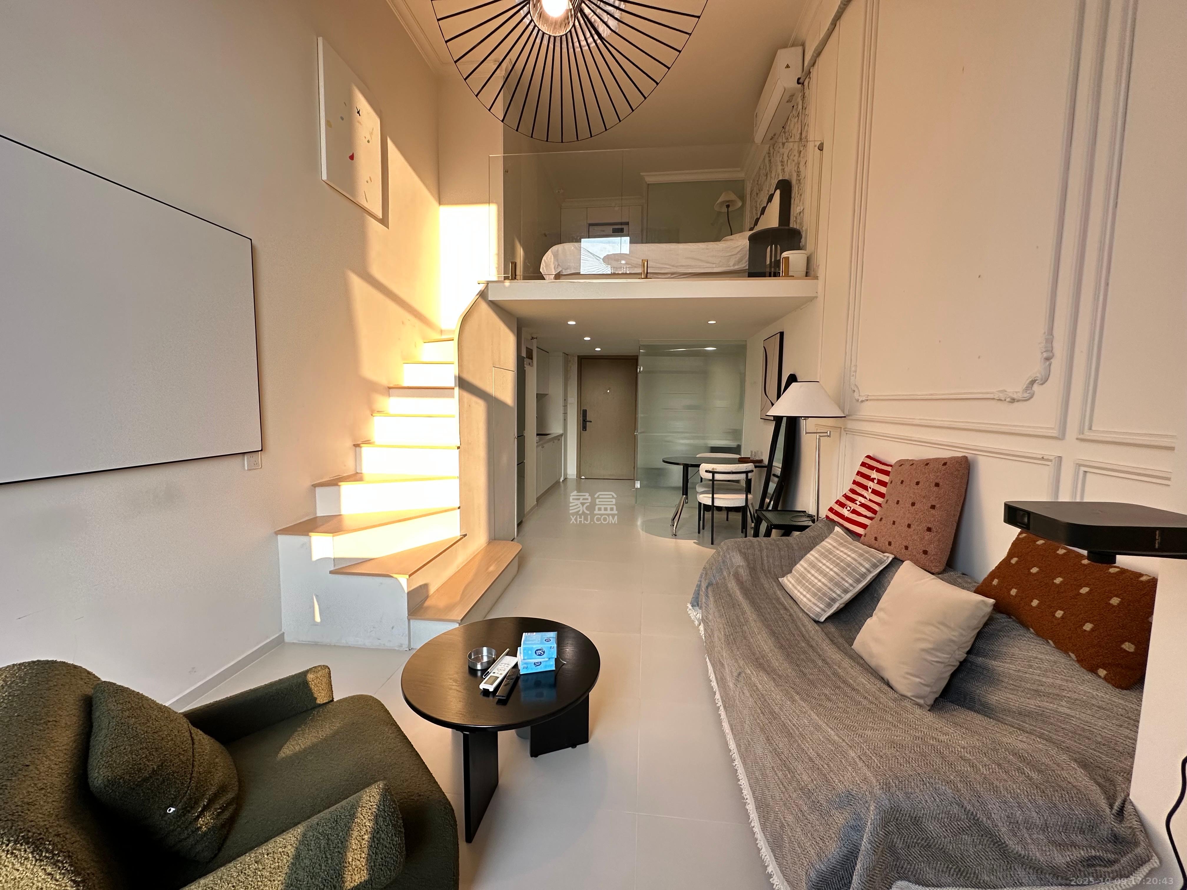 时代MOMA云PARK  1室1厅1卫    2300.0元/月室内图