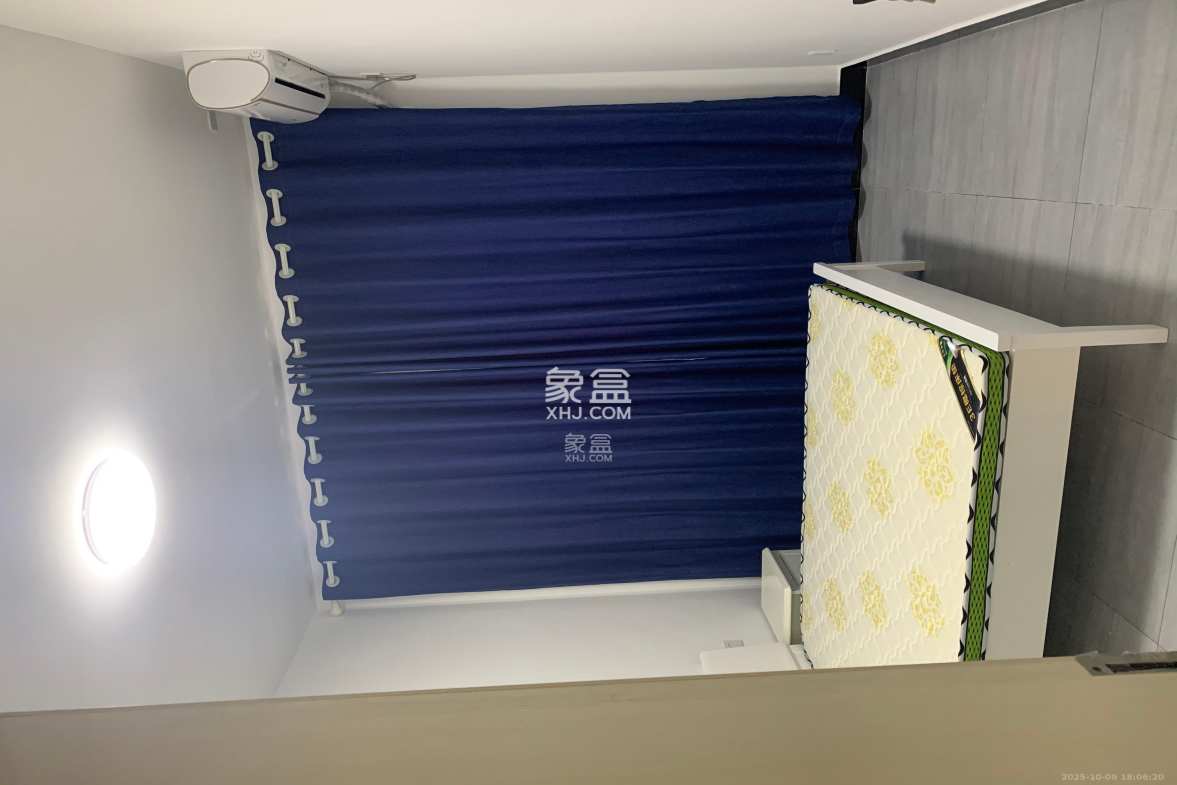 德润小区(丰升德润小区) 4室2厅2卫 3300.0元/月 德润小区(丰升德润小区) 4室2厅2卫 3300.0元/月室内图