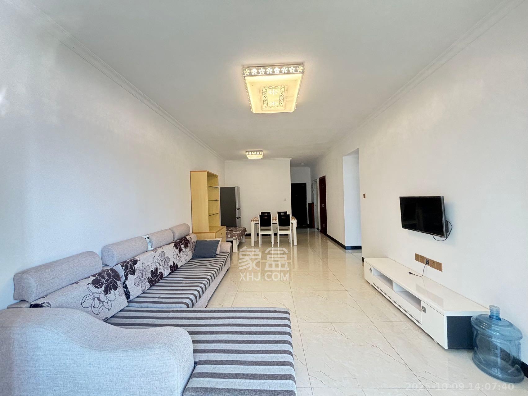 中南红领邦（红星嘉和苑）  2室1厅1卫    2000.0元/月