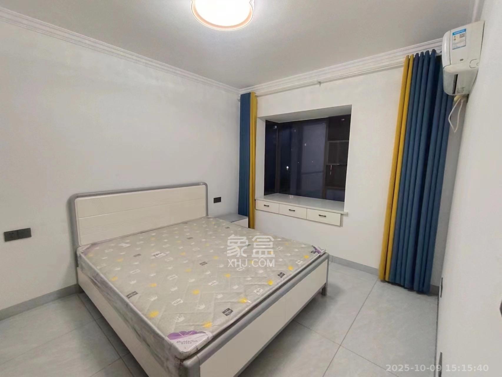 和润园三期  3室2厅1卫    2600.0元/月室内图