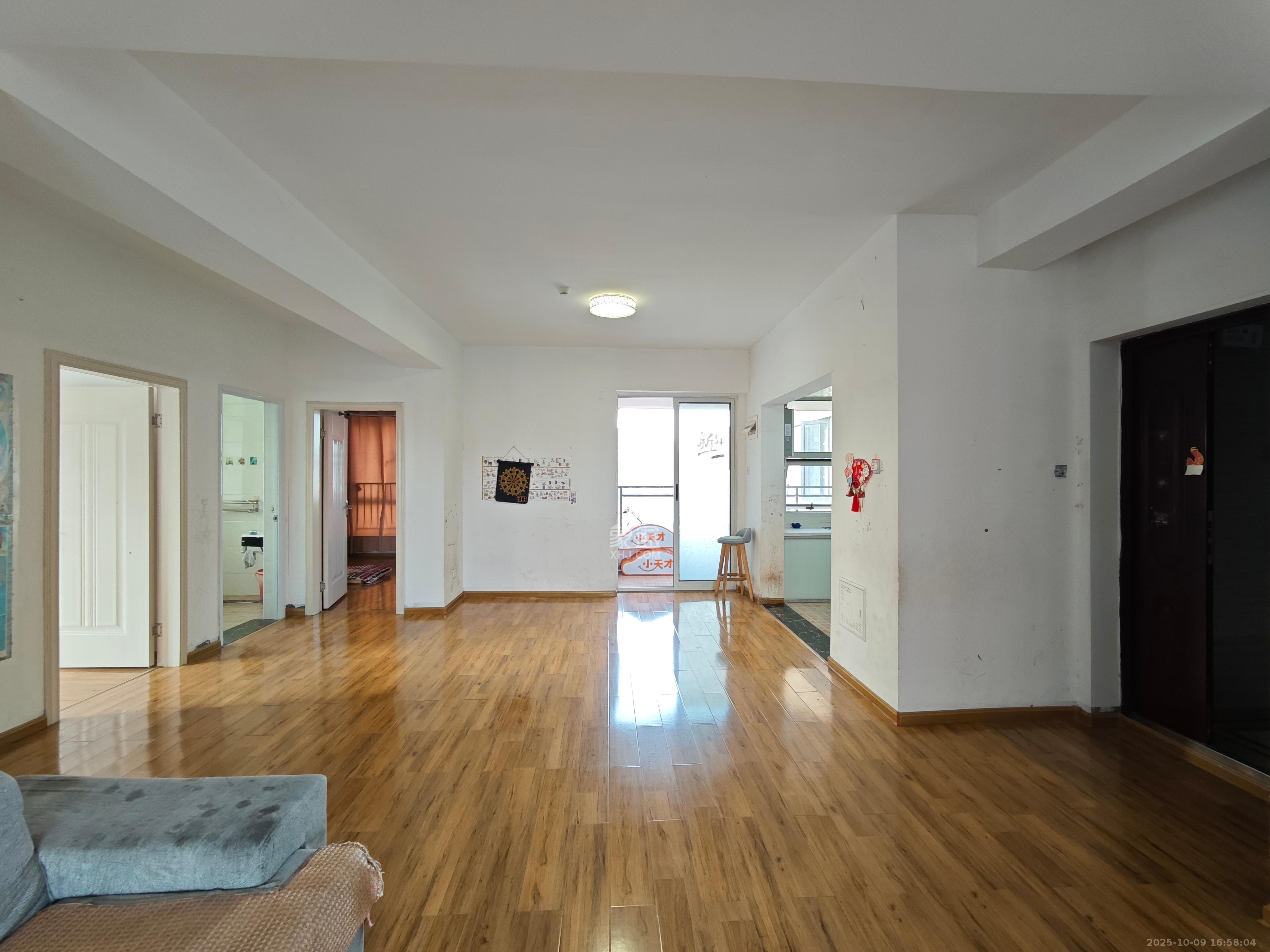 五矿万境水岸二期(五矿万境水岸和苑) 3室2厅2卫 3000.0元/月 五矿万境水岸二期(五矿万境水岸和苑) 3室2厅2卫 3000.0元/月室内图