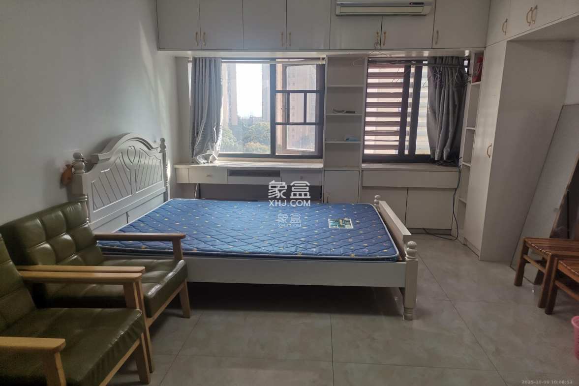 湘熙水郡(观澜海赋家园) 1室1厅1卫 1400.0元/月 湘熙水郡(观澜海赋家园) 1室1厅1卫 1400.0元/月室内图