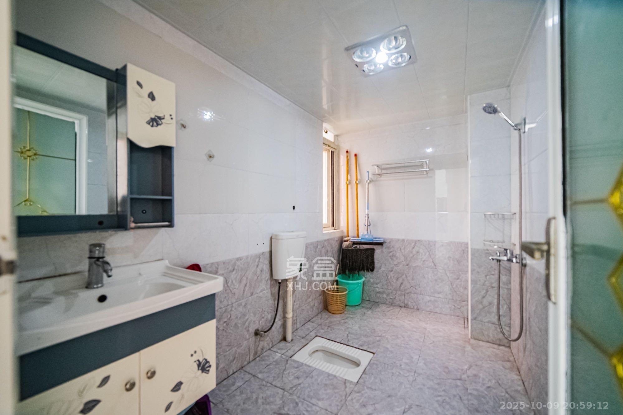 北辰三角洲E4区  4室2厅2卫    3800.0元/月 北辰三角洲E4区  4室2厅2卫    3800.0元/月室内图