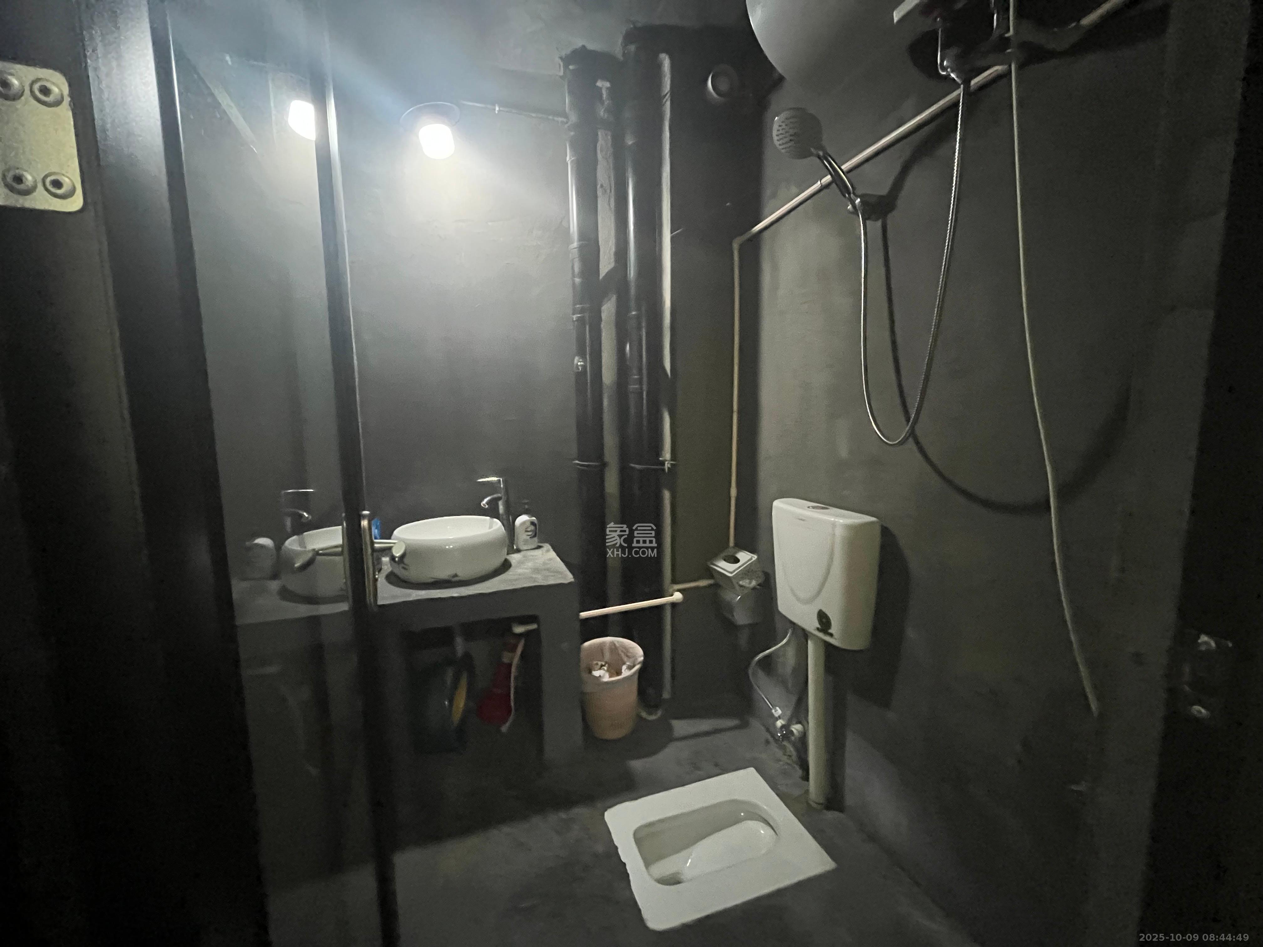 德思勤城市广场（宝格丽公寓）  1室1厅1卫    1600.0元/月