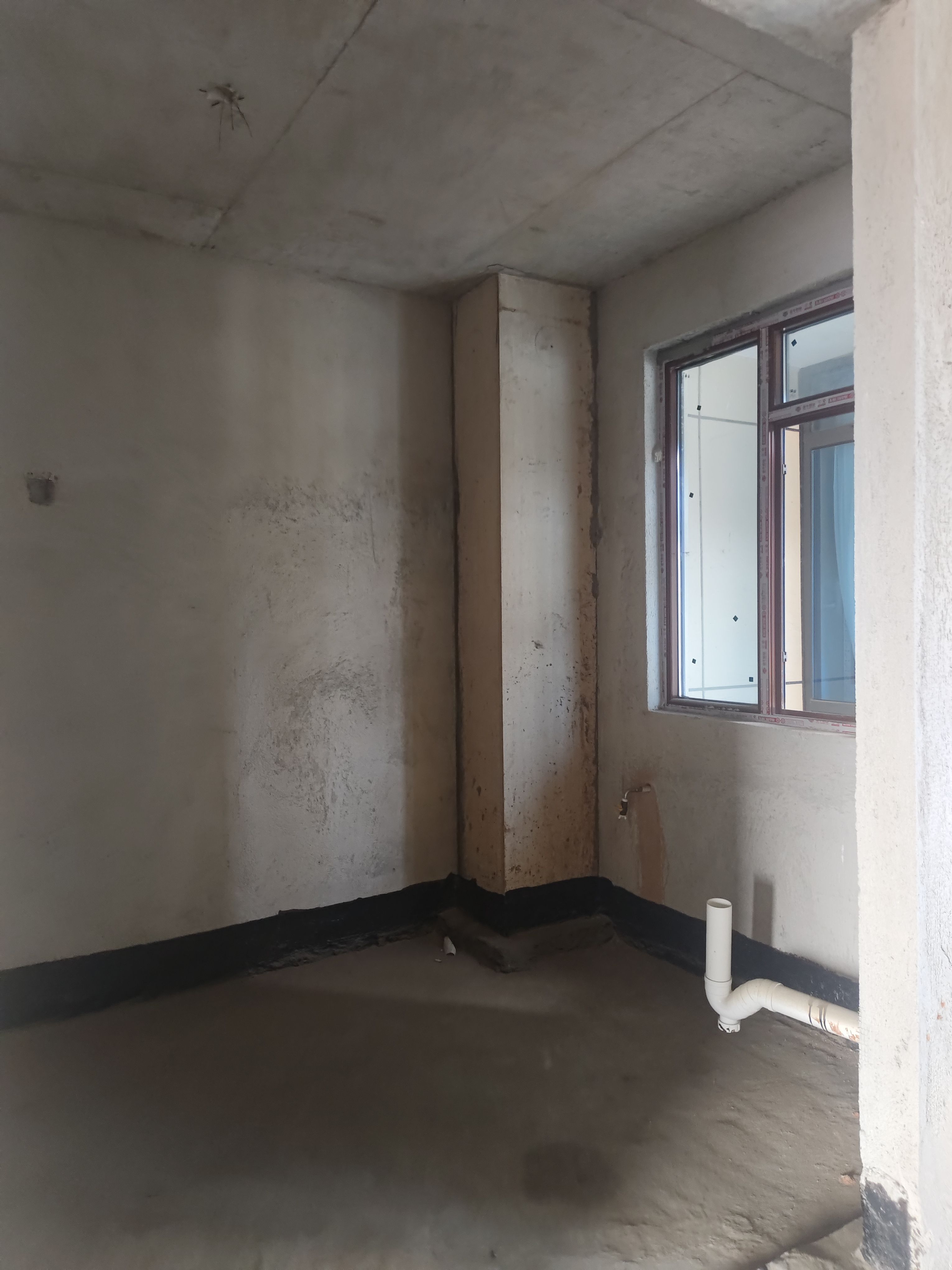 石化大院  5室1厅1卫    107.8万 石化大院  5室1厅1卫    107.8万客厅