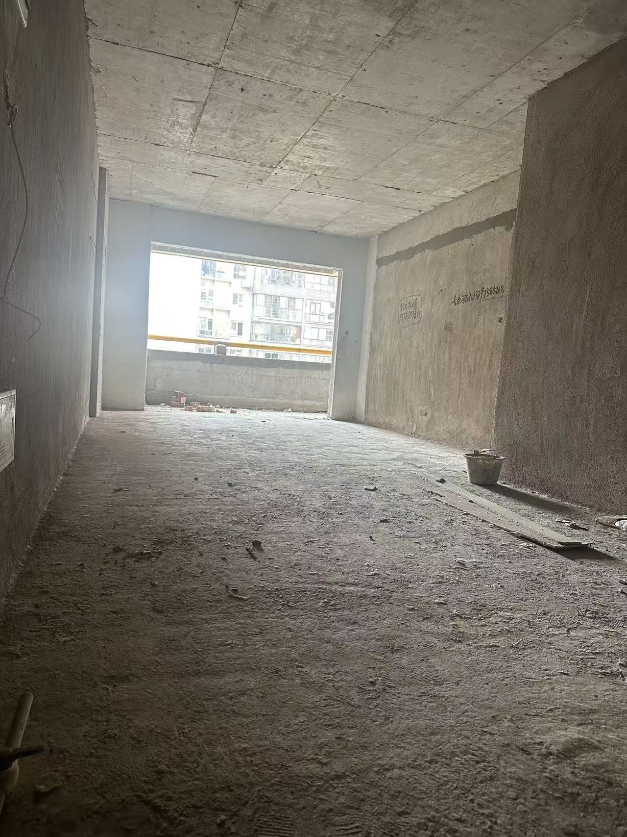 南苑上和三期 3室2厅2卫 64.0万 南苑上和三期 3室2厅2卫 64.0万客厅