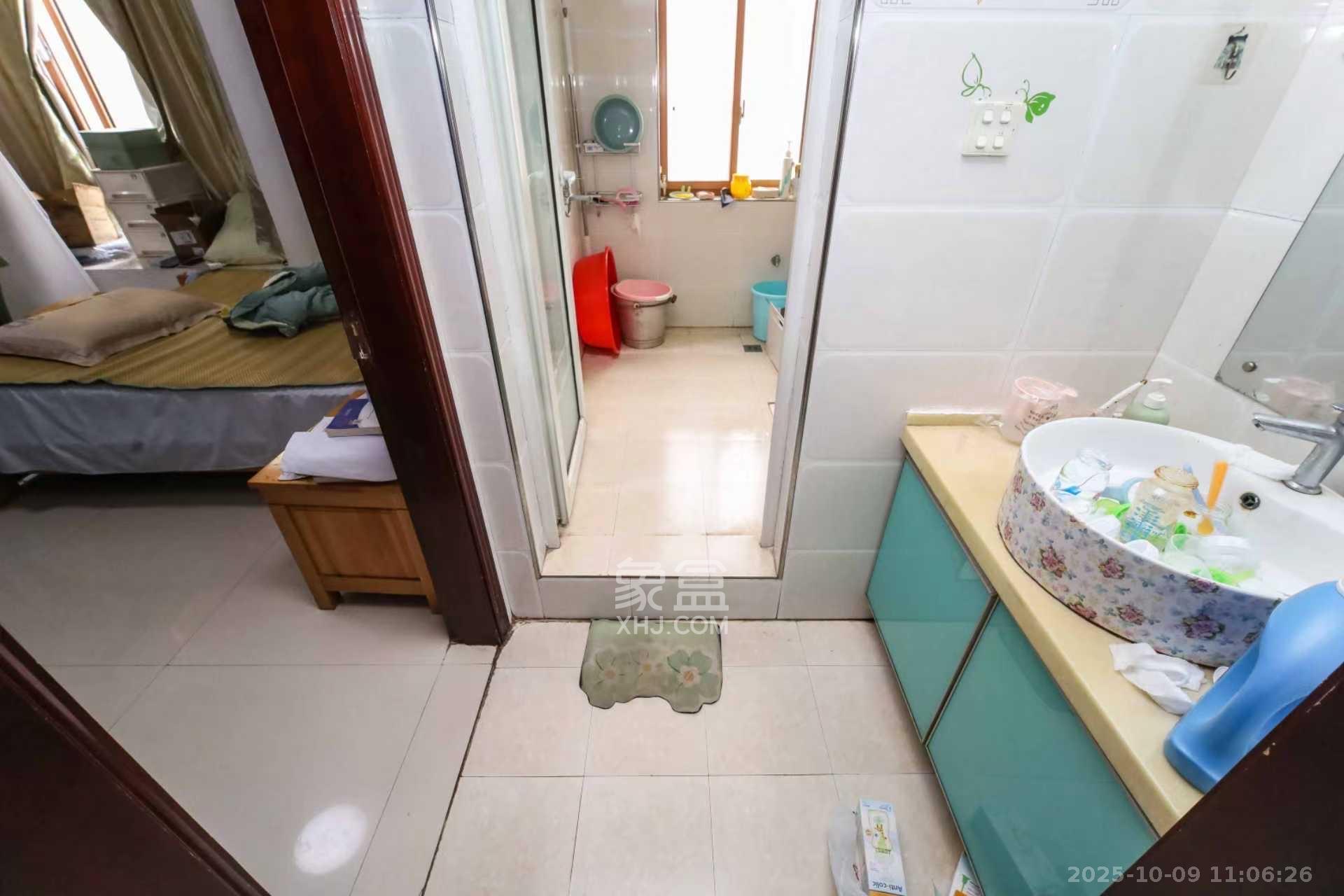 世嘉国际华城 2室1厅1卫 2300.0元/月 世嘉国际华城 2室1厅1卫 2300.0元/月室内图