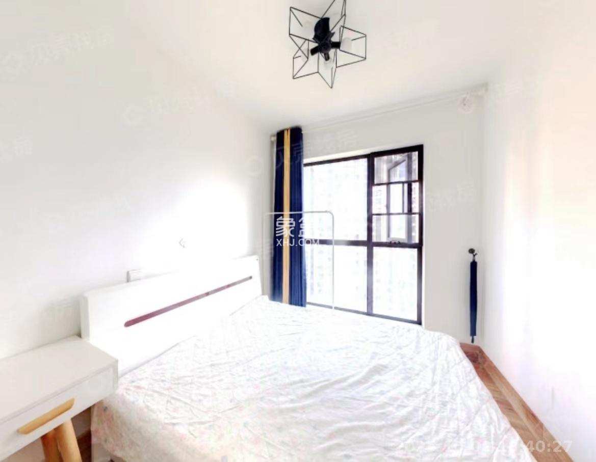 绿地新都会 3室2厅1卫 2300.0元/月 绿地新都会 3室2厅1卫 2300.0元/月室内图