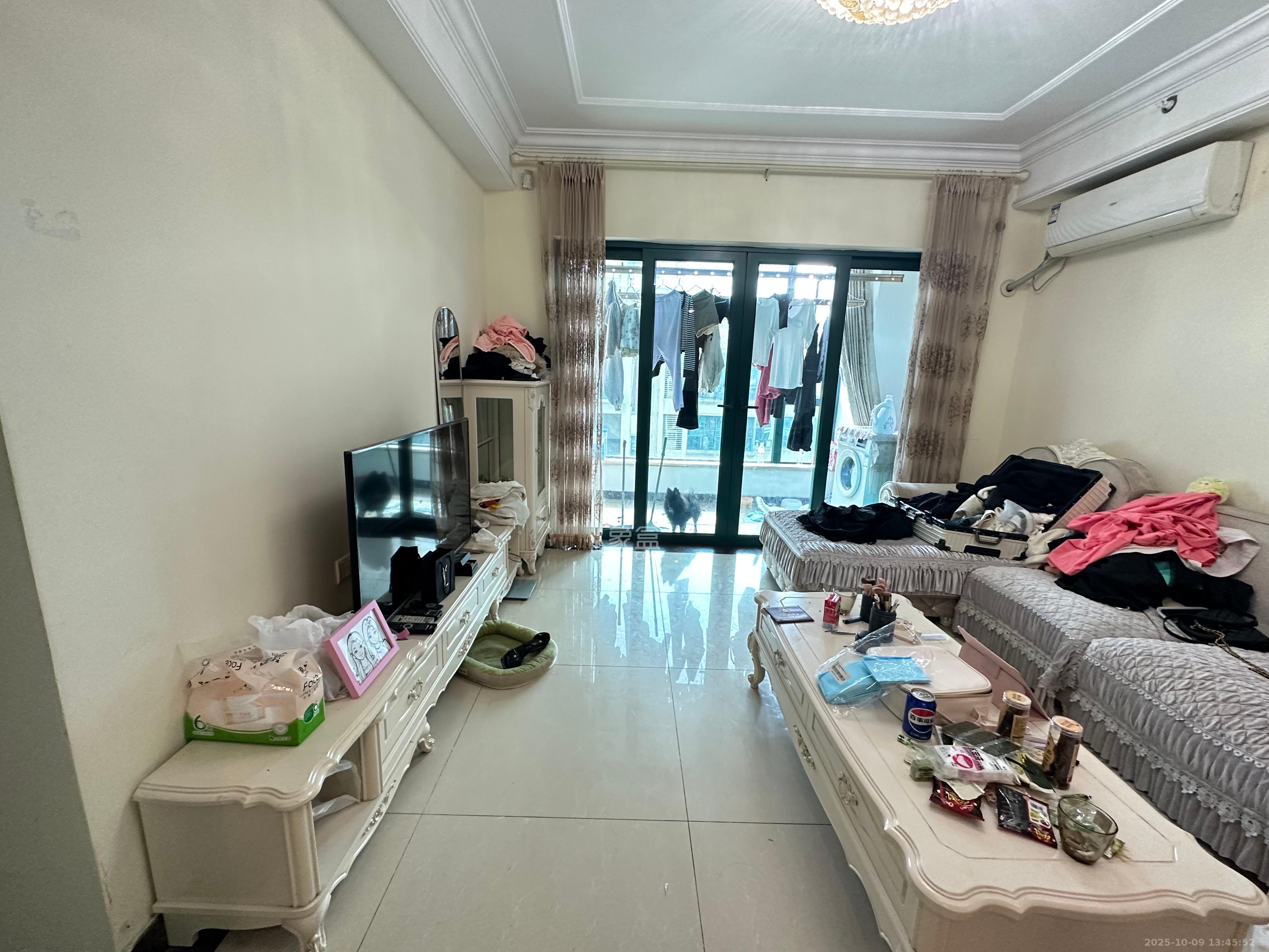 恒大华府  2室2厅1卫    1600.0元/月 恒大华府  2室2厅1卫    1600.0元/月