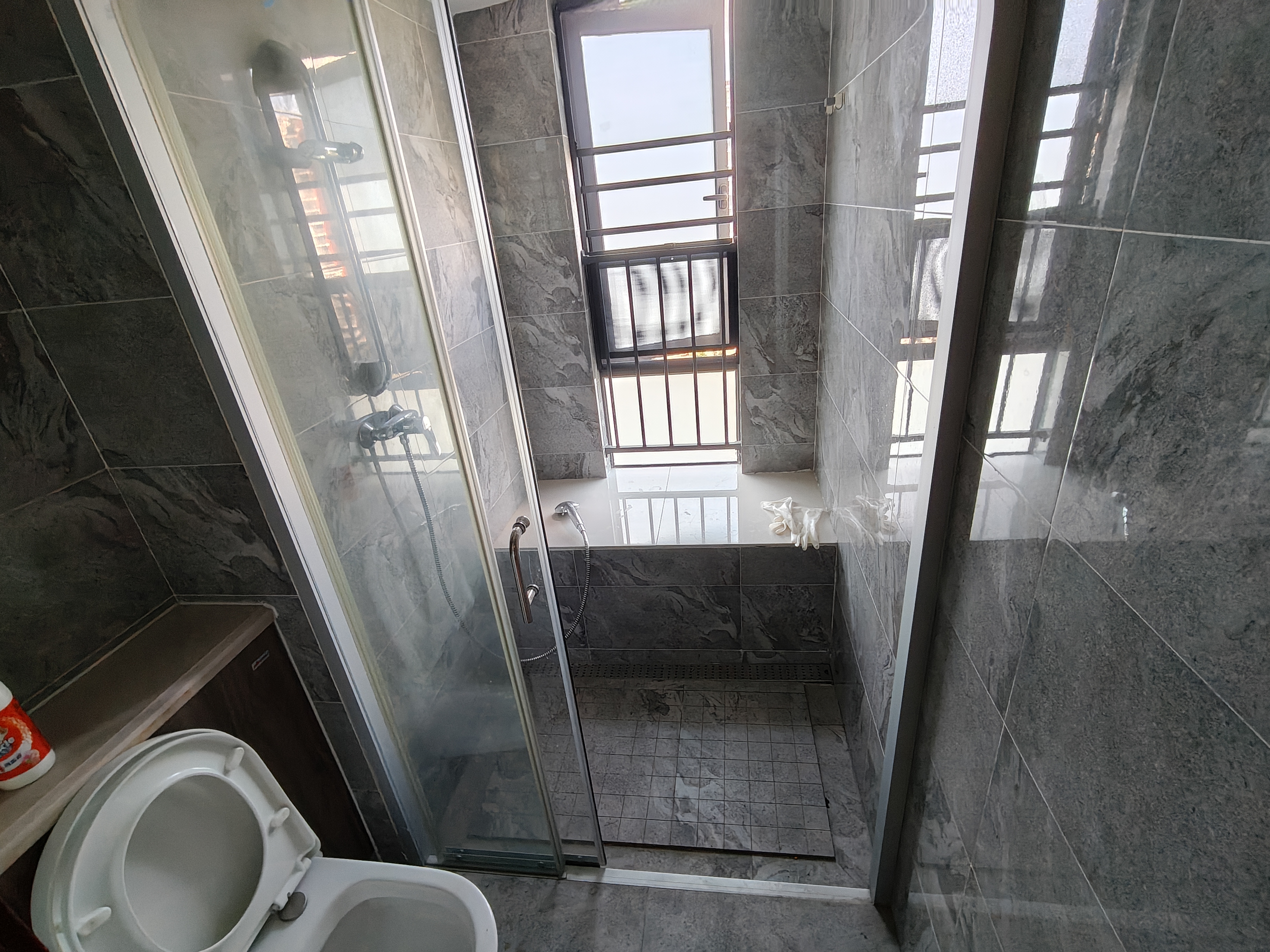 碧桂园剑桥郡 4室2厅2卫 3800.0元/月 碧桂园剑桥郡 4室2厅2卫 3800.0元/月室内图