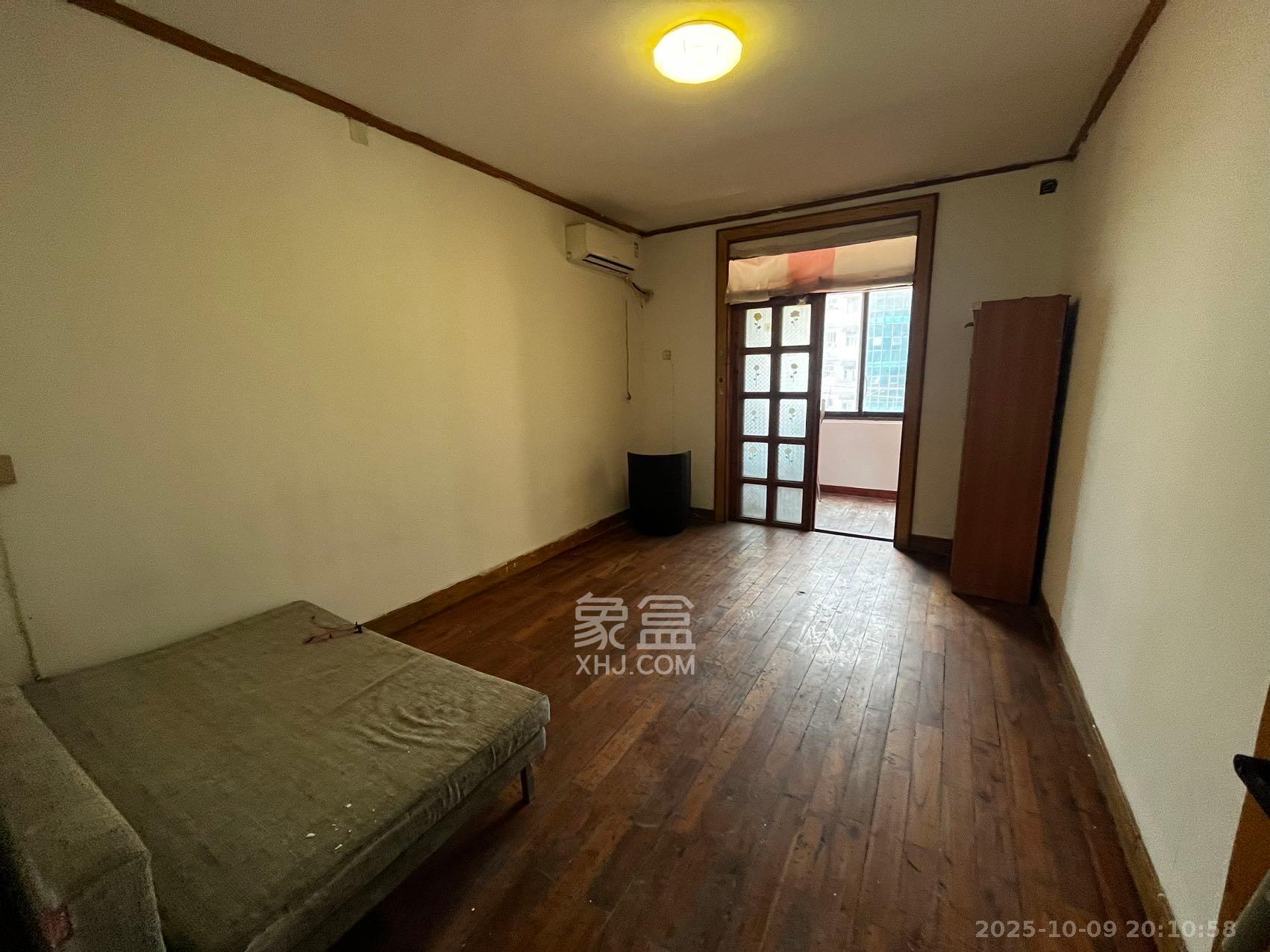 植物油宿舍  3室2厅1卫    1500.0元/月室内图