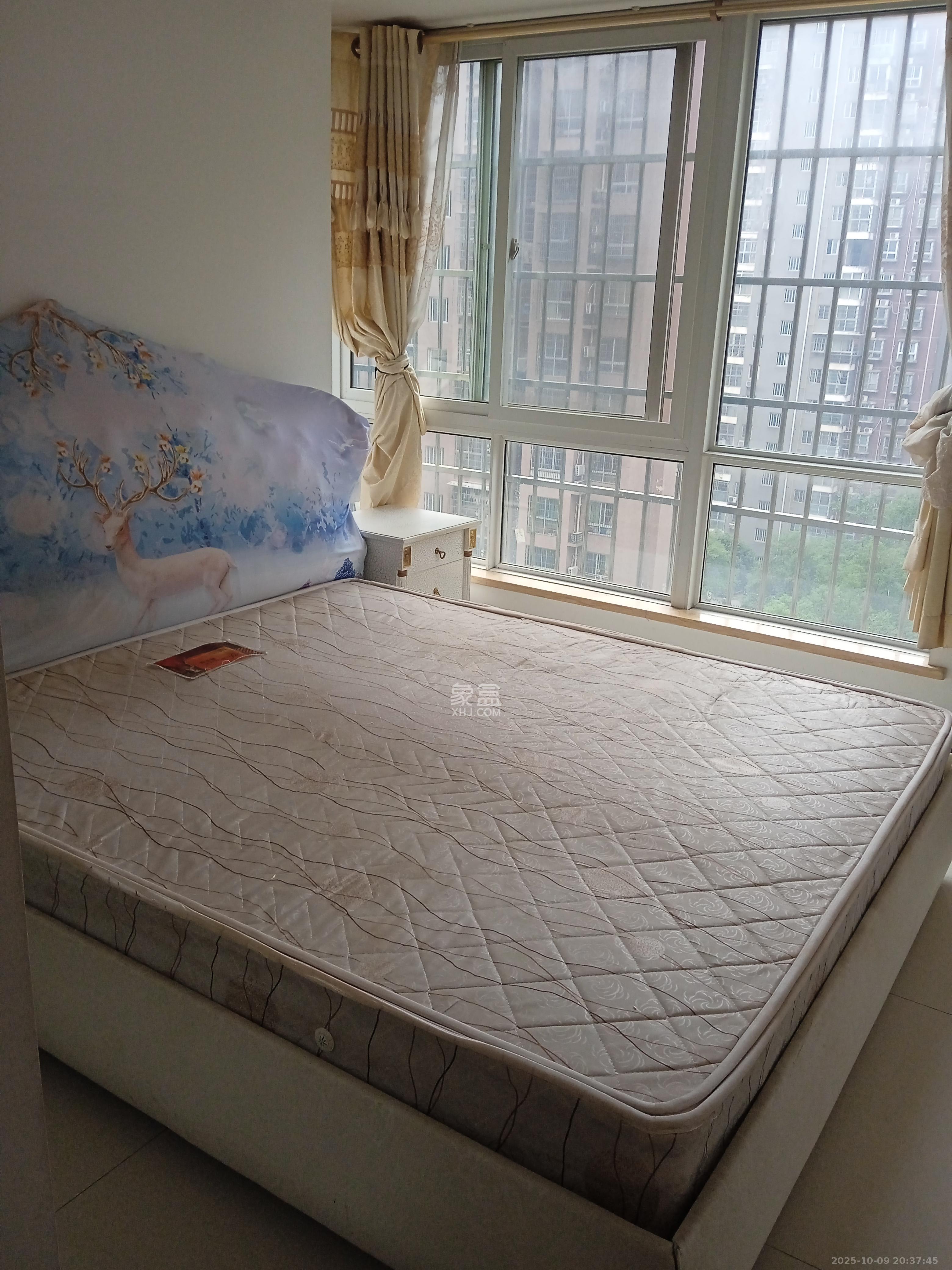 筑梦佳园 3室2厅1卫 1800.0元/月 筑梦佳园 3室2厅1卫 1800.0元/月室内图