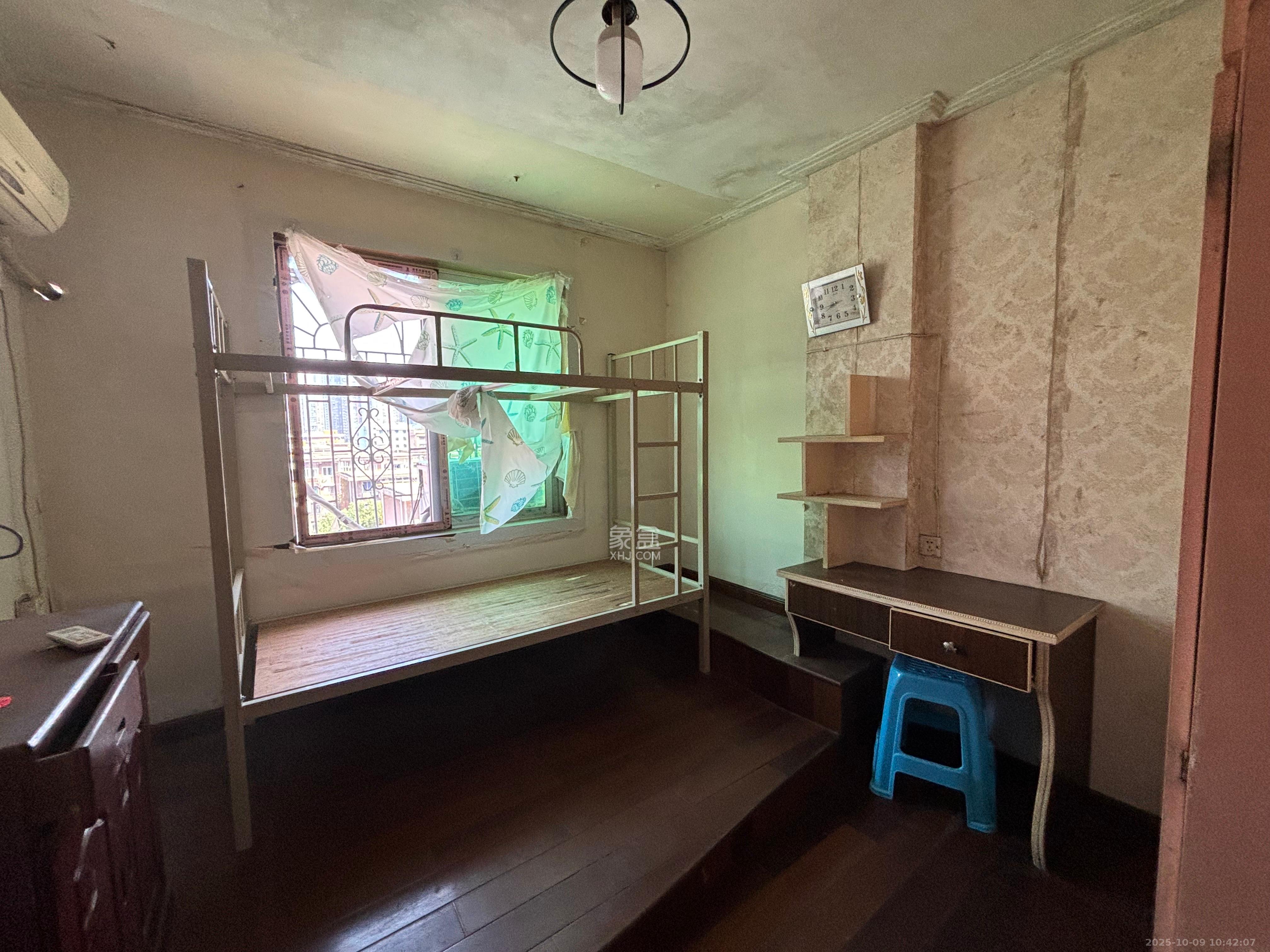 竹韵商居  5室2厅3卫    2000.0元/月室内图