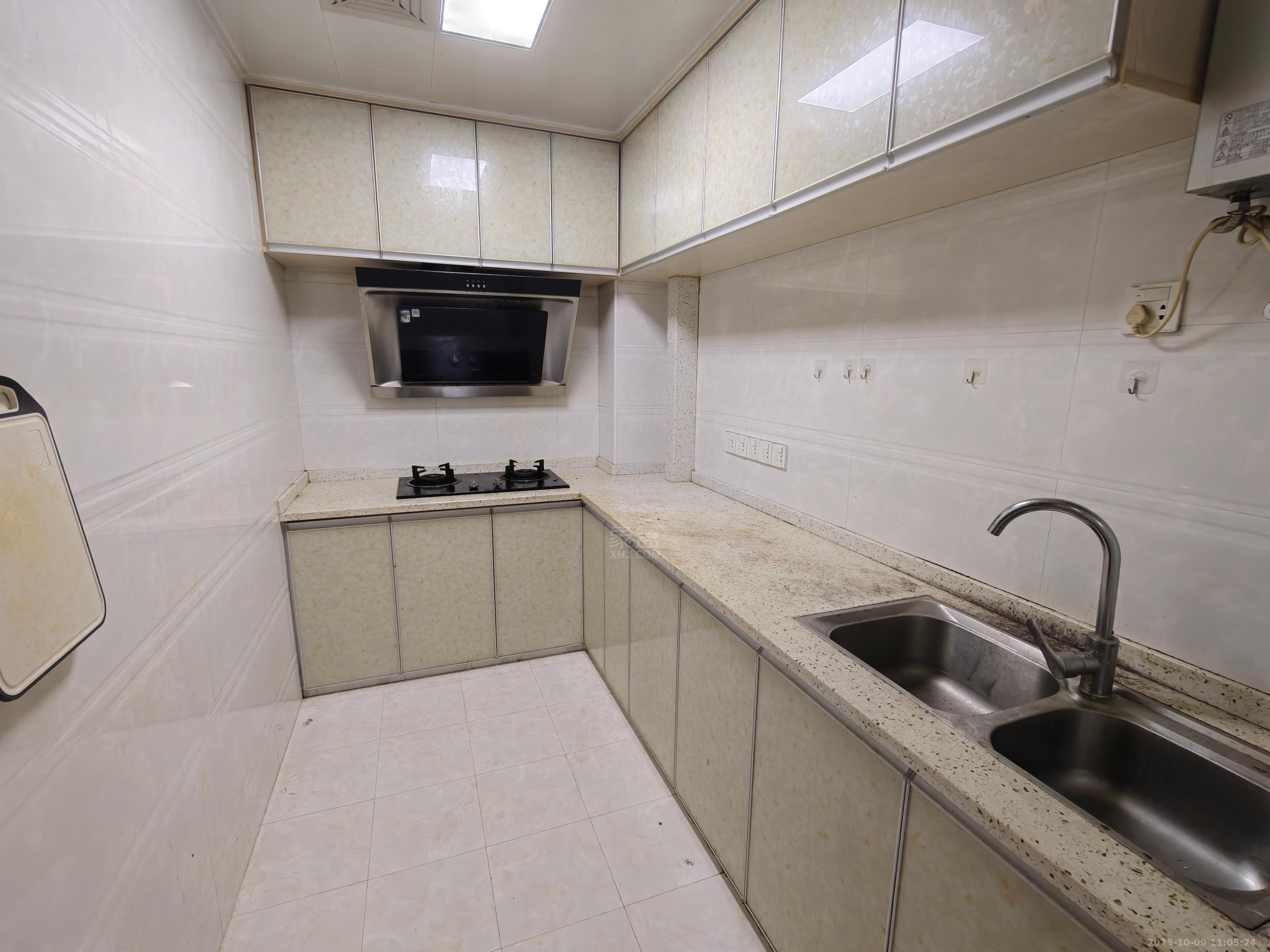 栗雨香堤 2室1厅1卫 1500.0元/月 栗雨香堤 2室1厅1卫 1500.0元/月室内图