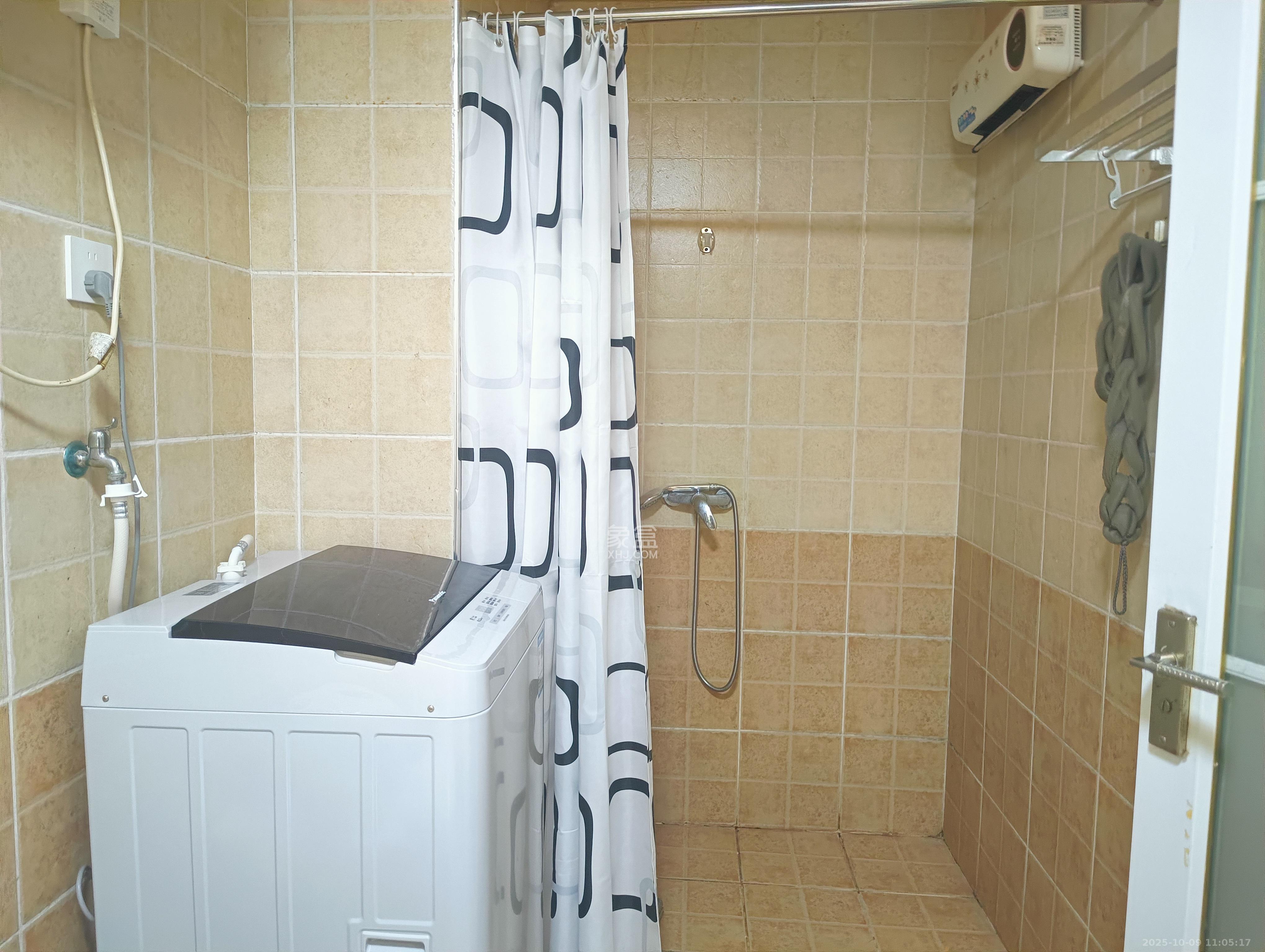 昊天大厦 1室1厅1卫 1700.0元/月 昊天大厦 1室1厅1卫 1700.0元/月室内图